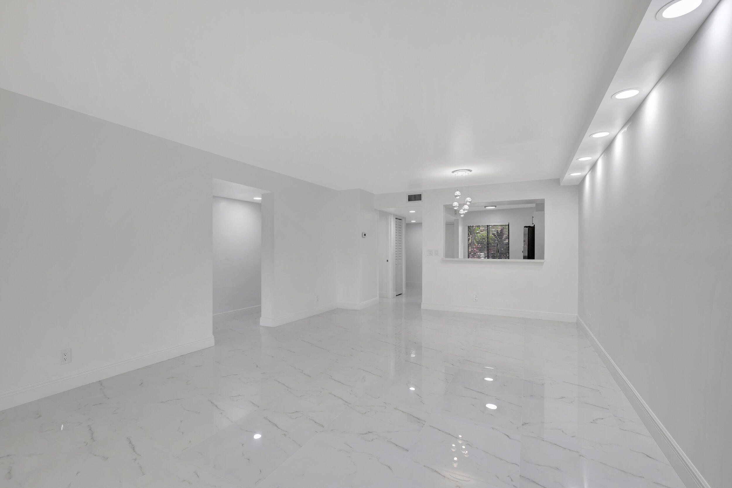 7320 Amberly Lane 105