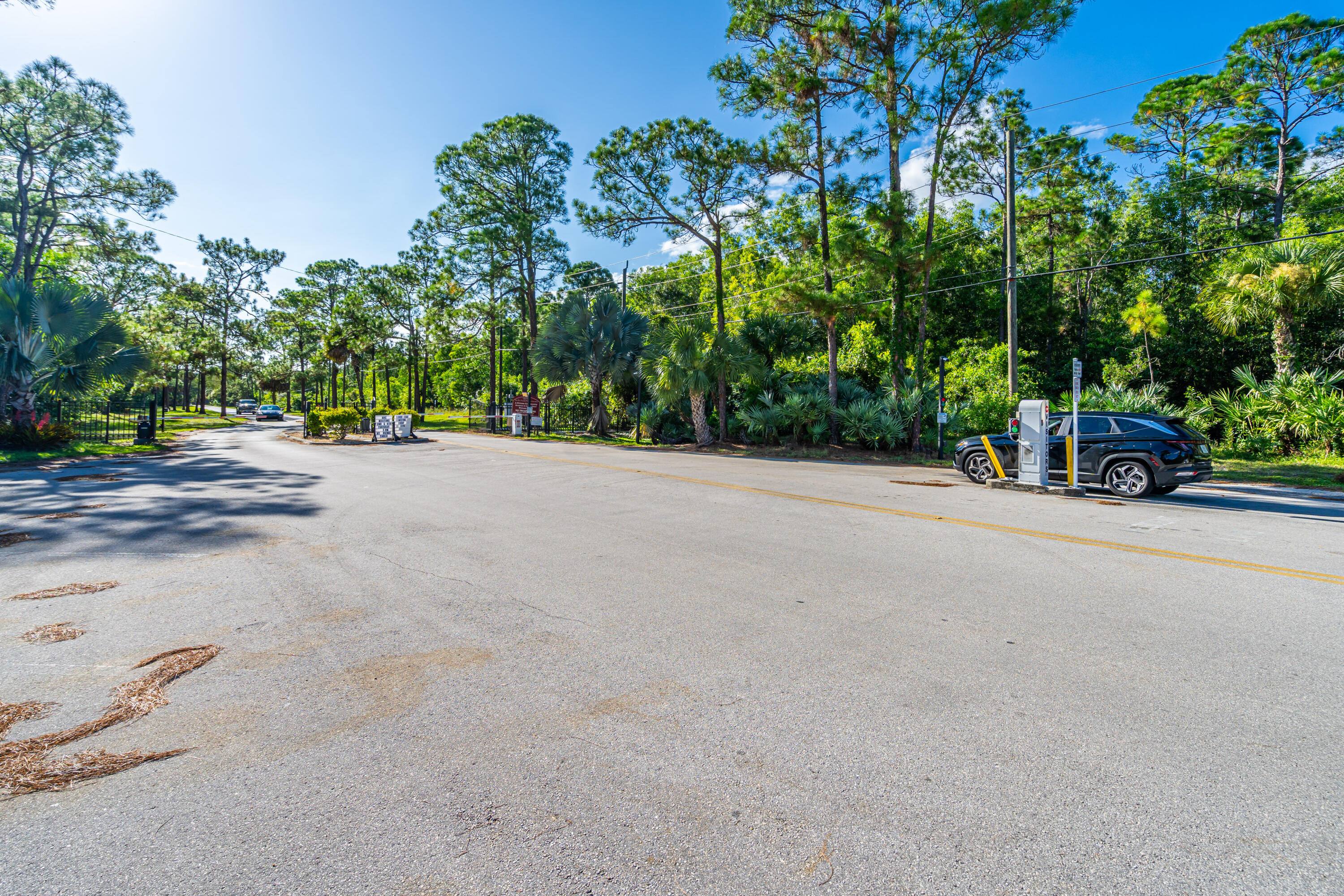 19921 Skyhawk Ln Lane