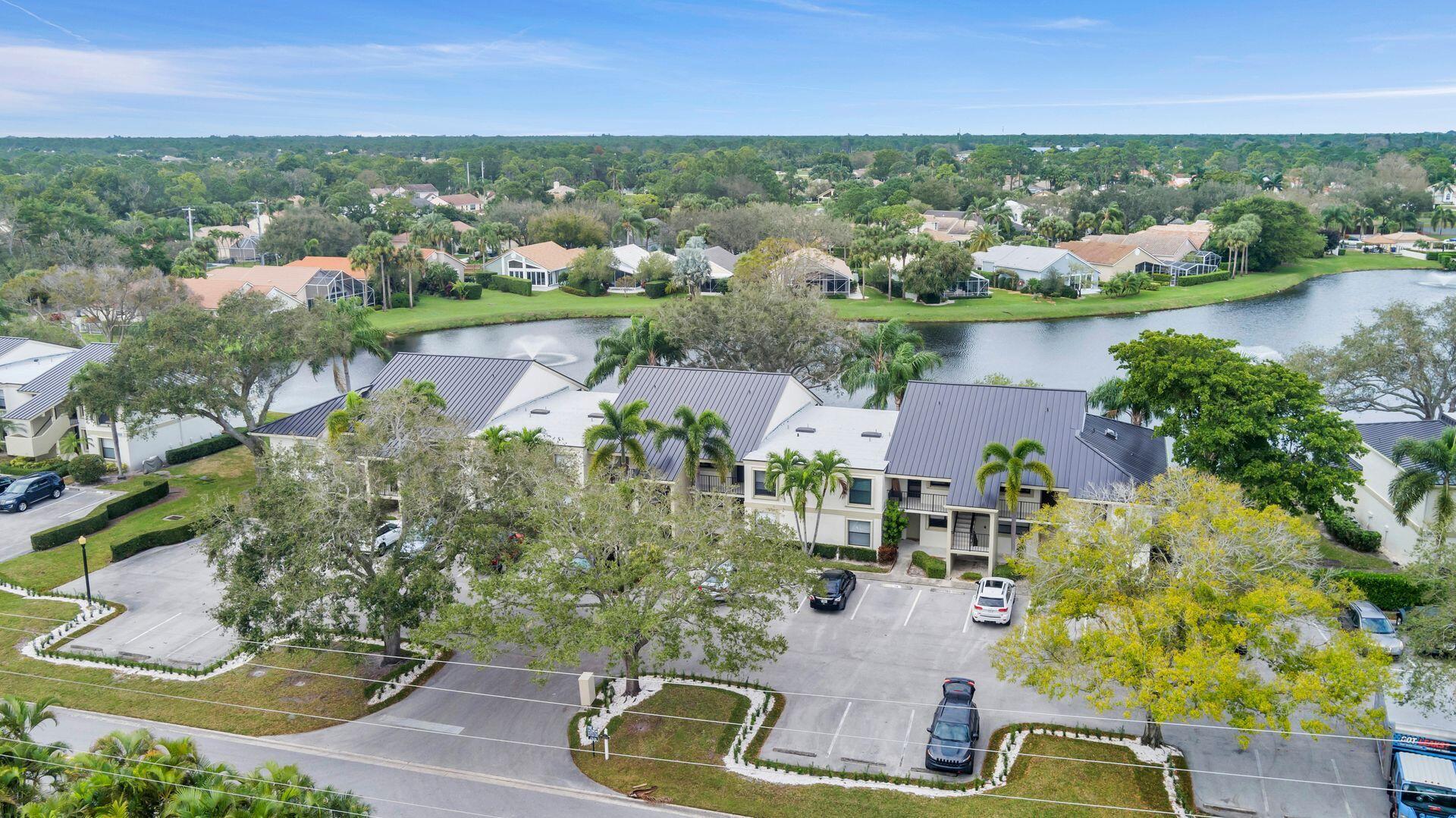 6944 Briarlake Circle 105