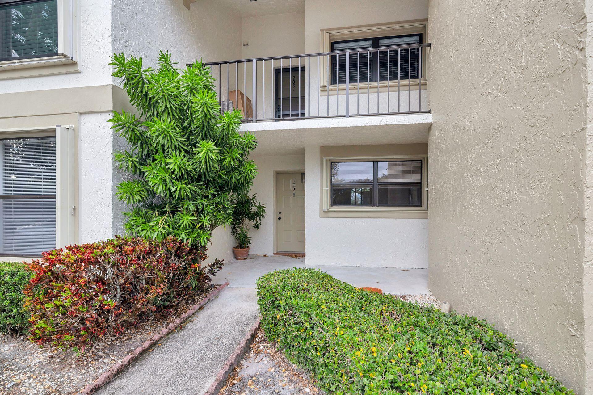 6944 Briarlake Circle 105