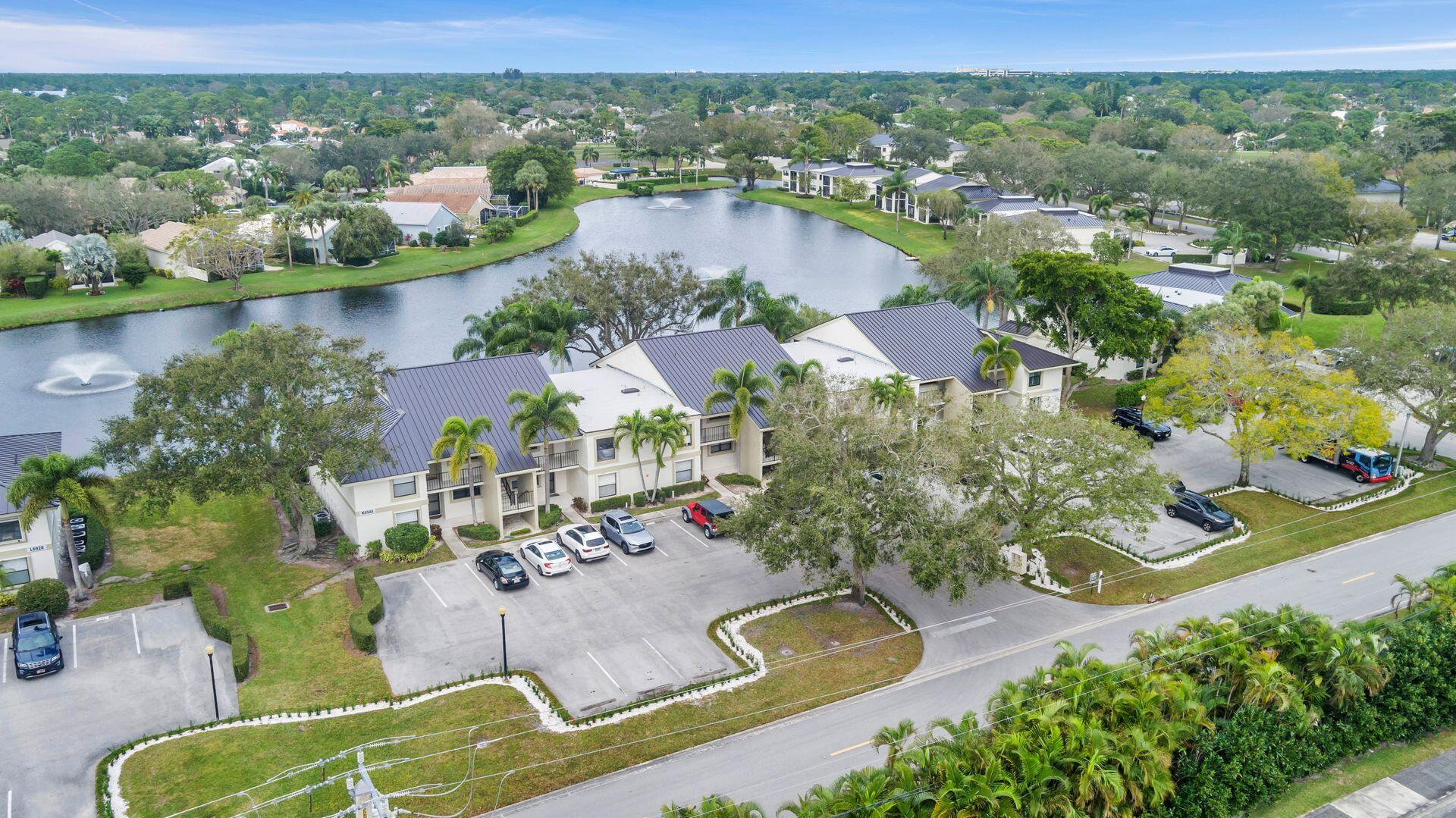 6944 Briarlake Circle 105