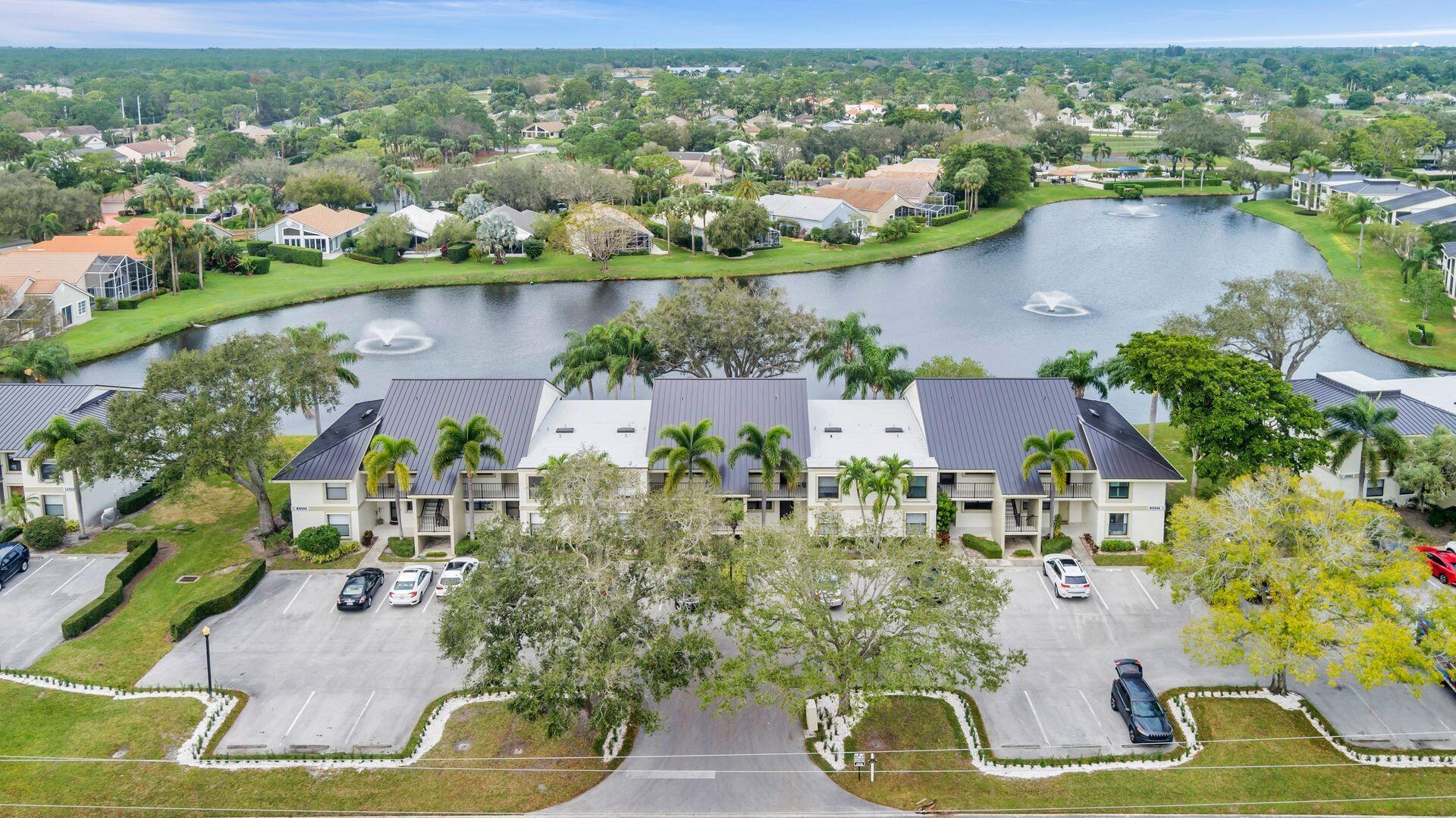 6944 Briarlake Circle 105