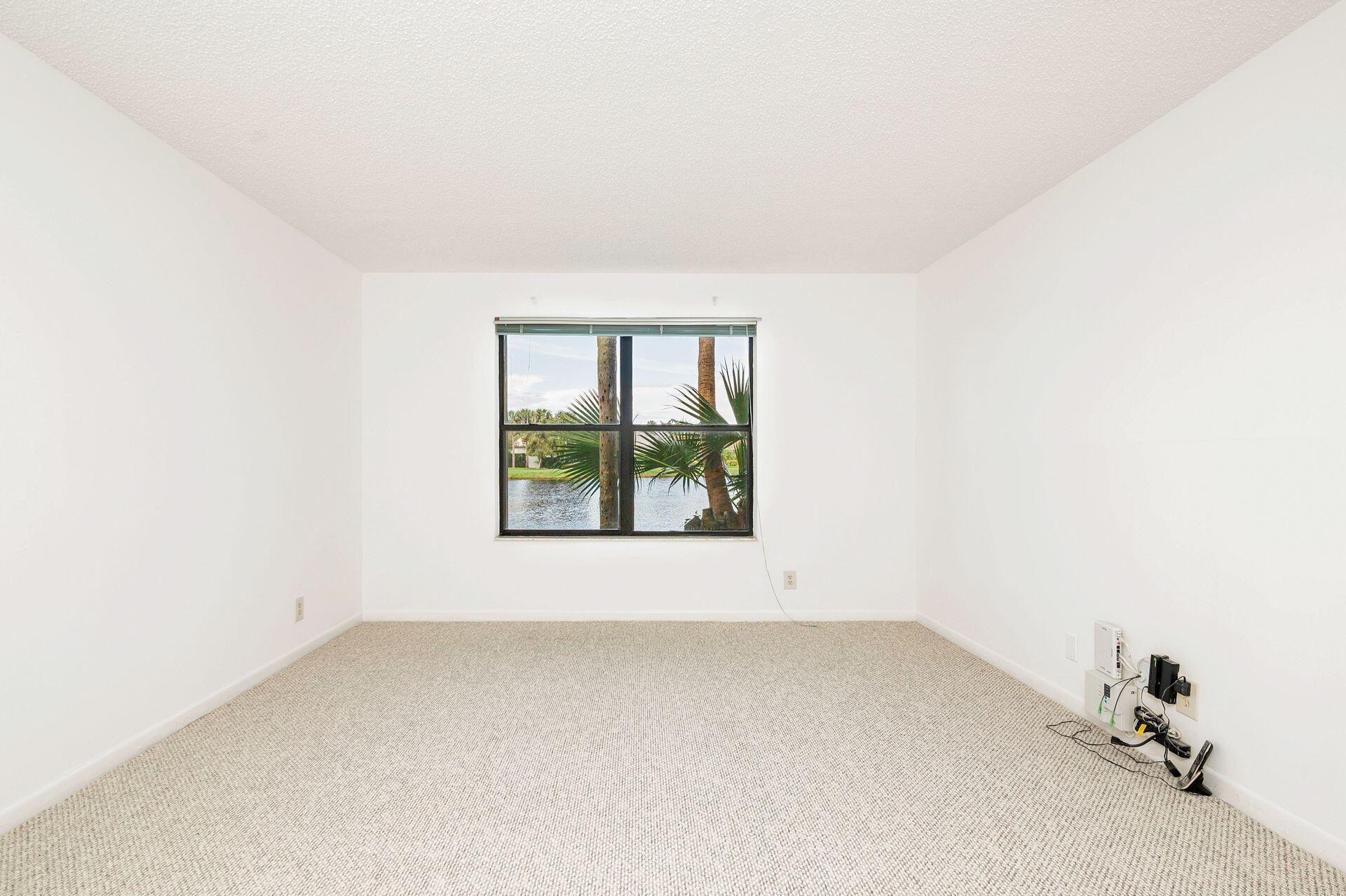 6944 Briarlake Circle 105