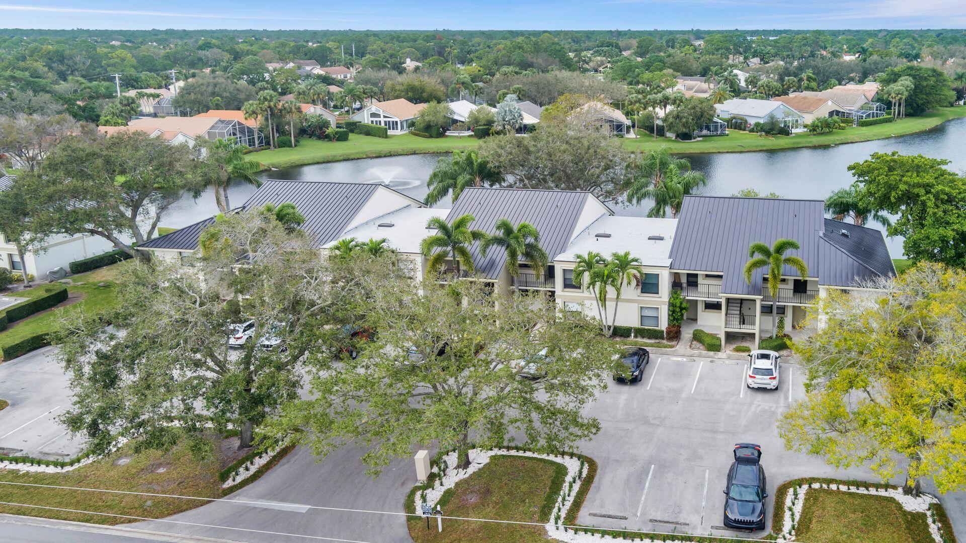 6944 Briarlake Circle 105