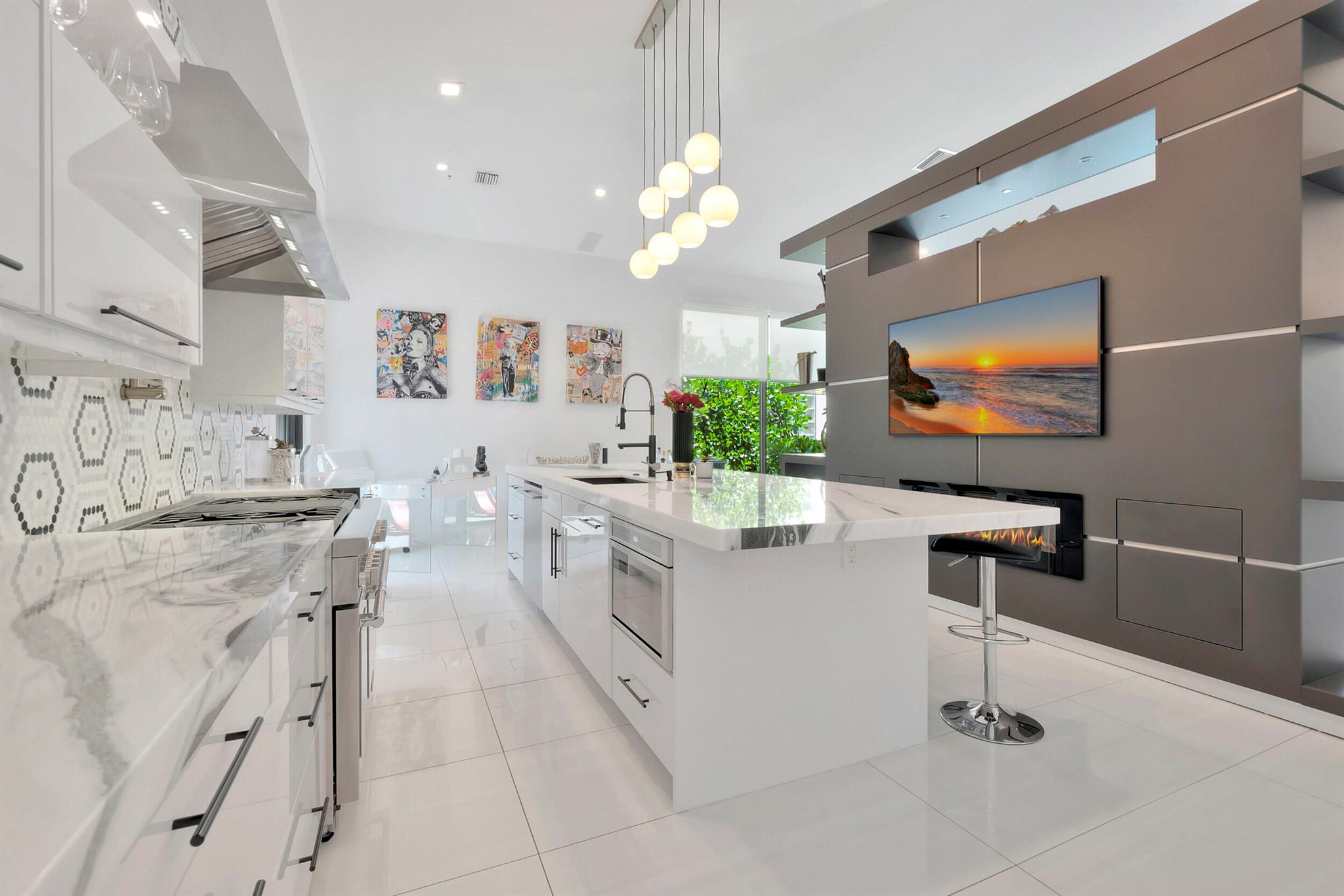 4305 NW 63rd Place