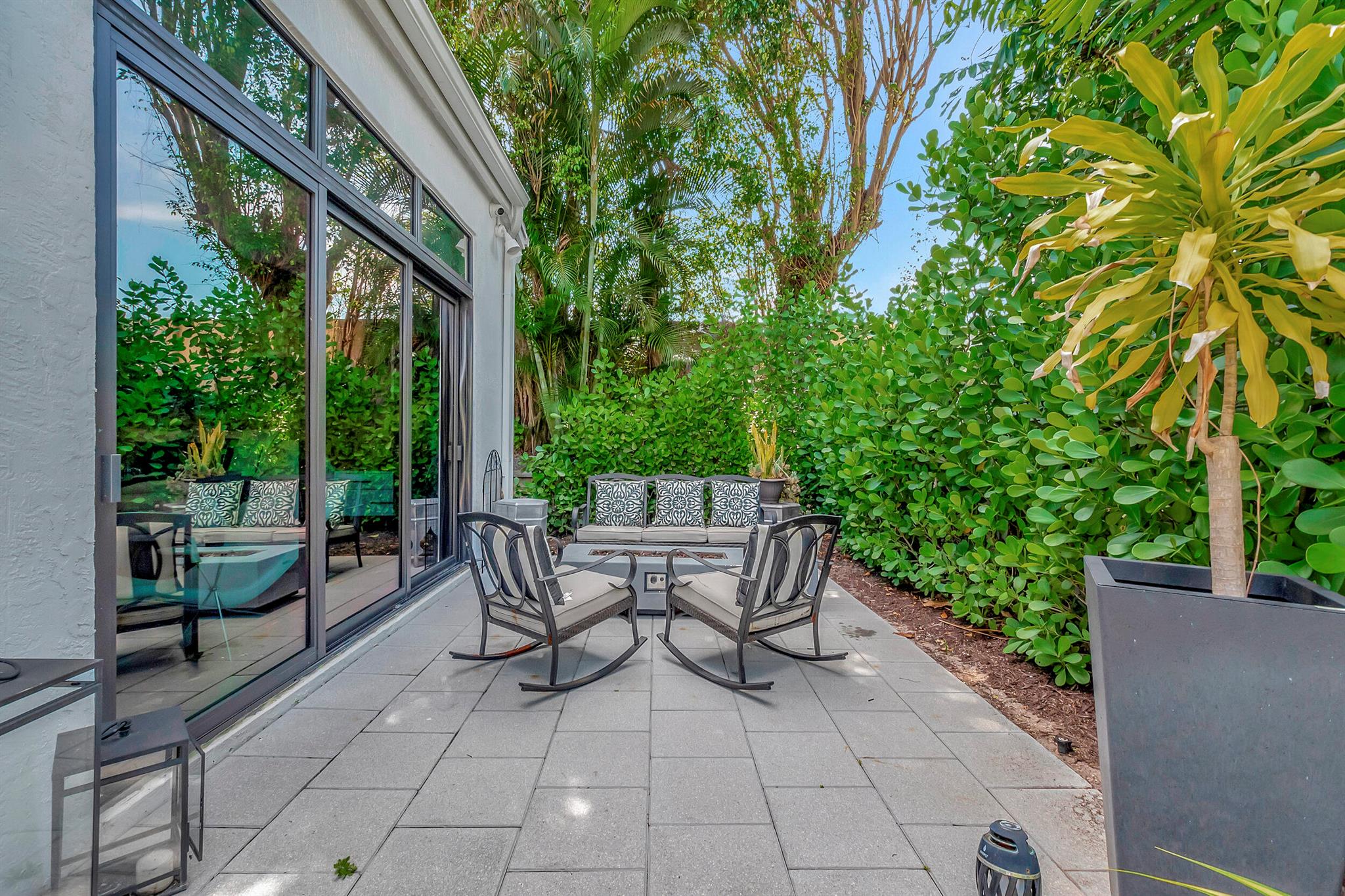 4305 NW 63rd Place
