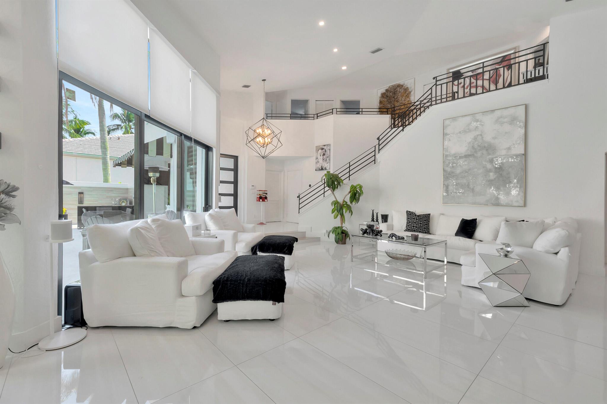 4305 NW 63rd Place