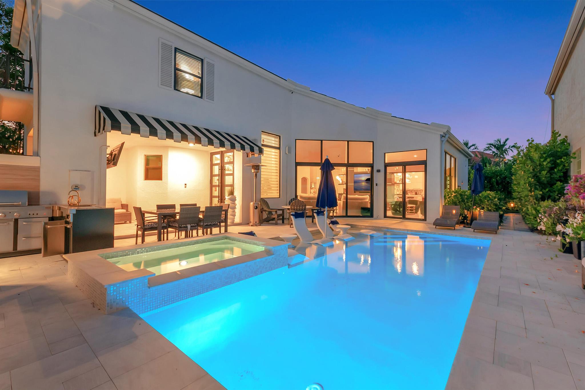4305 NW 63rd Place