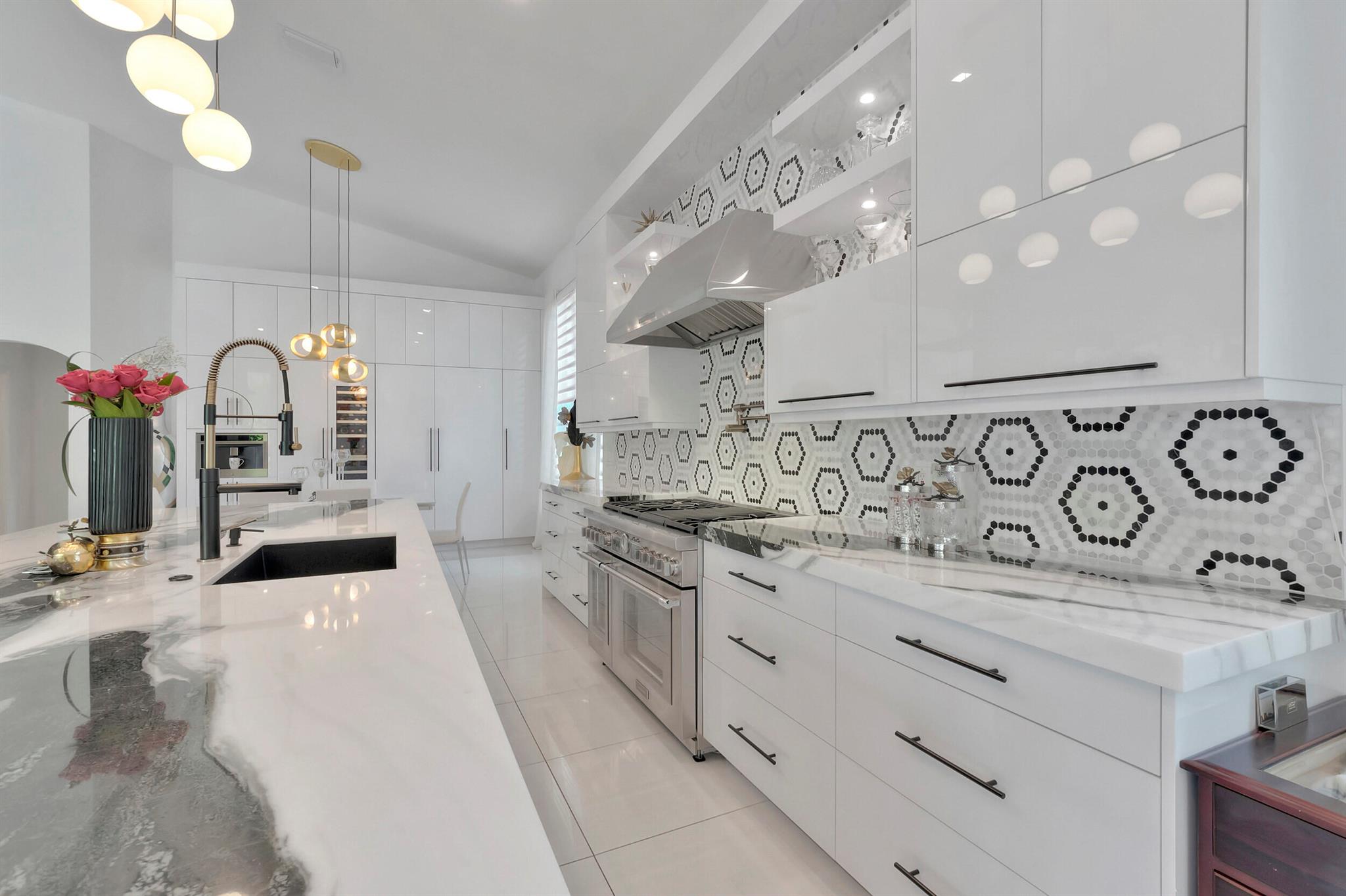 4305 NW 63rd Place