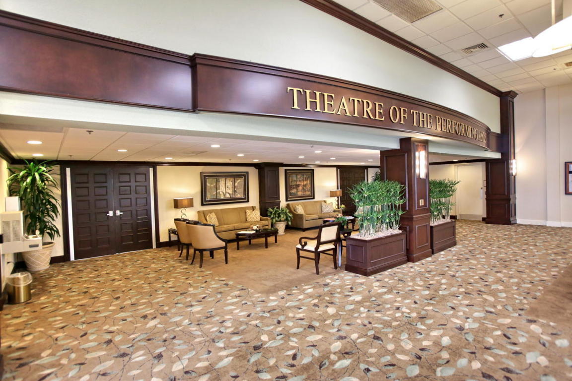 9989 Harbour Lake Circle Unit: 102