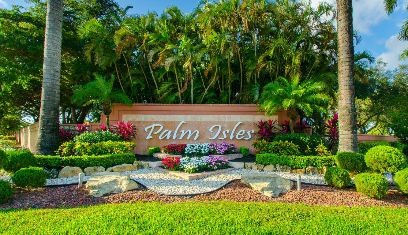 9989 Harbour Lake Circle Unit: 102