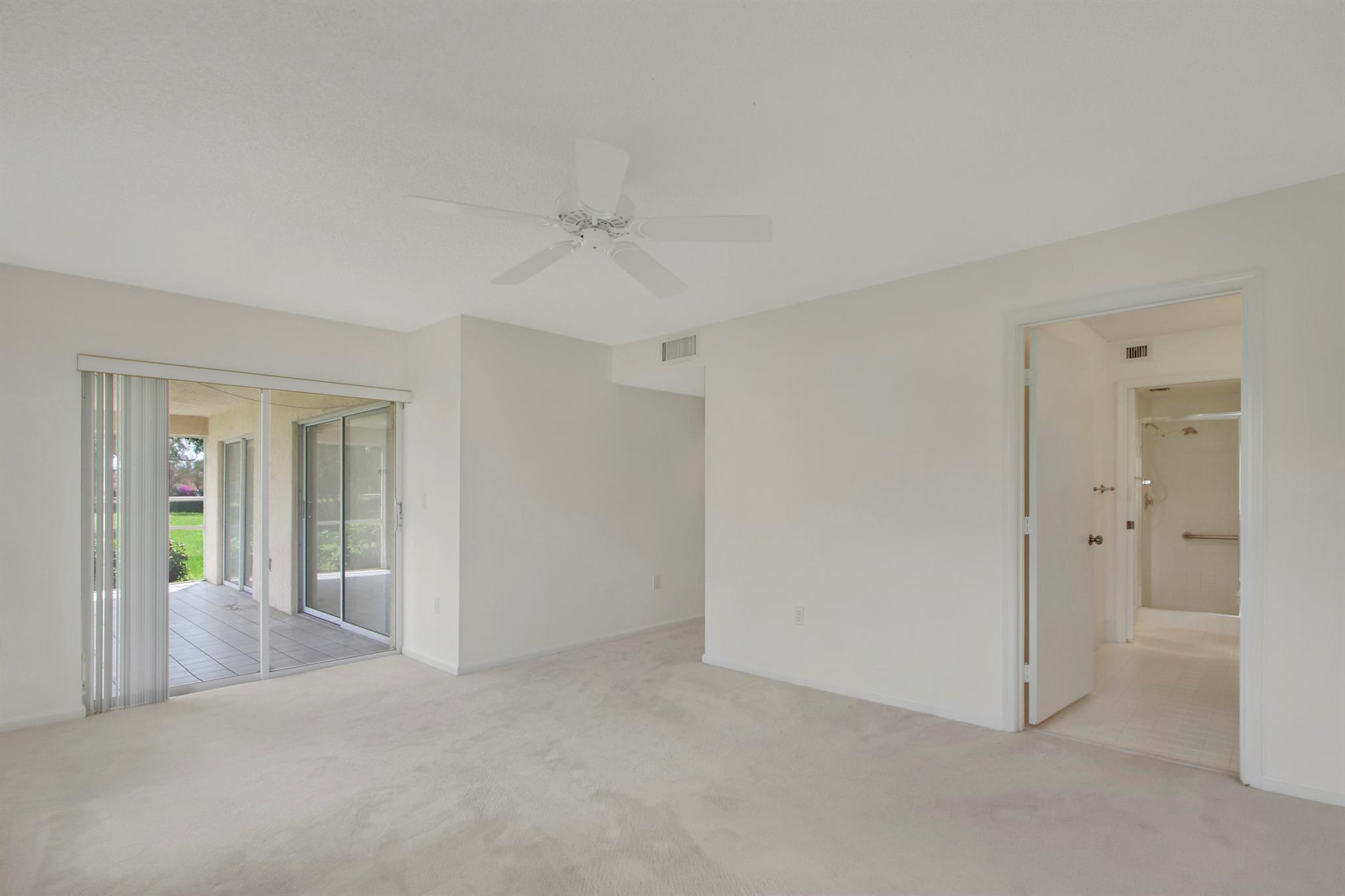 9989 Harbour Lake Circle Unit: 102