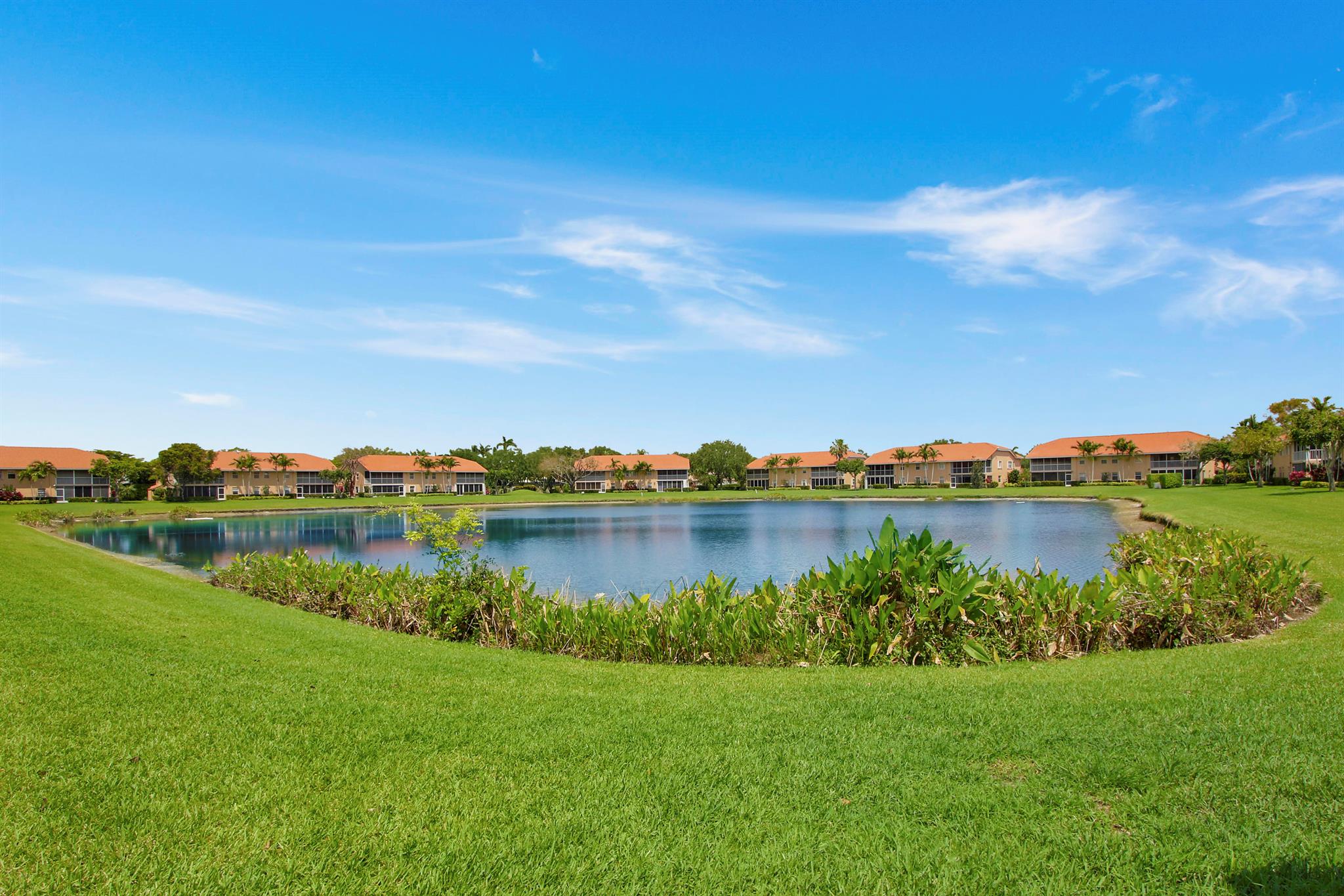 9989 Harbour Lake Circle Unit: 102