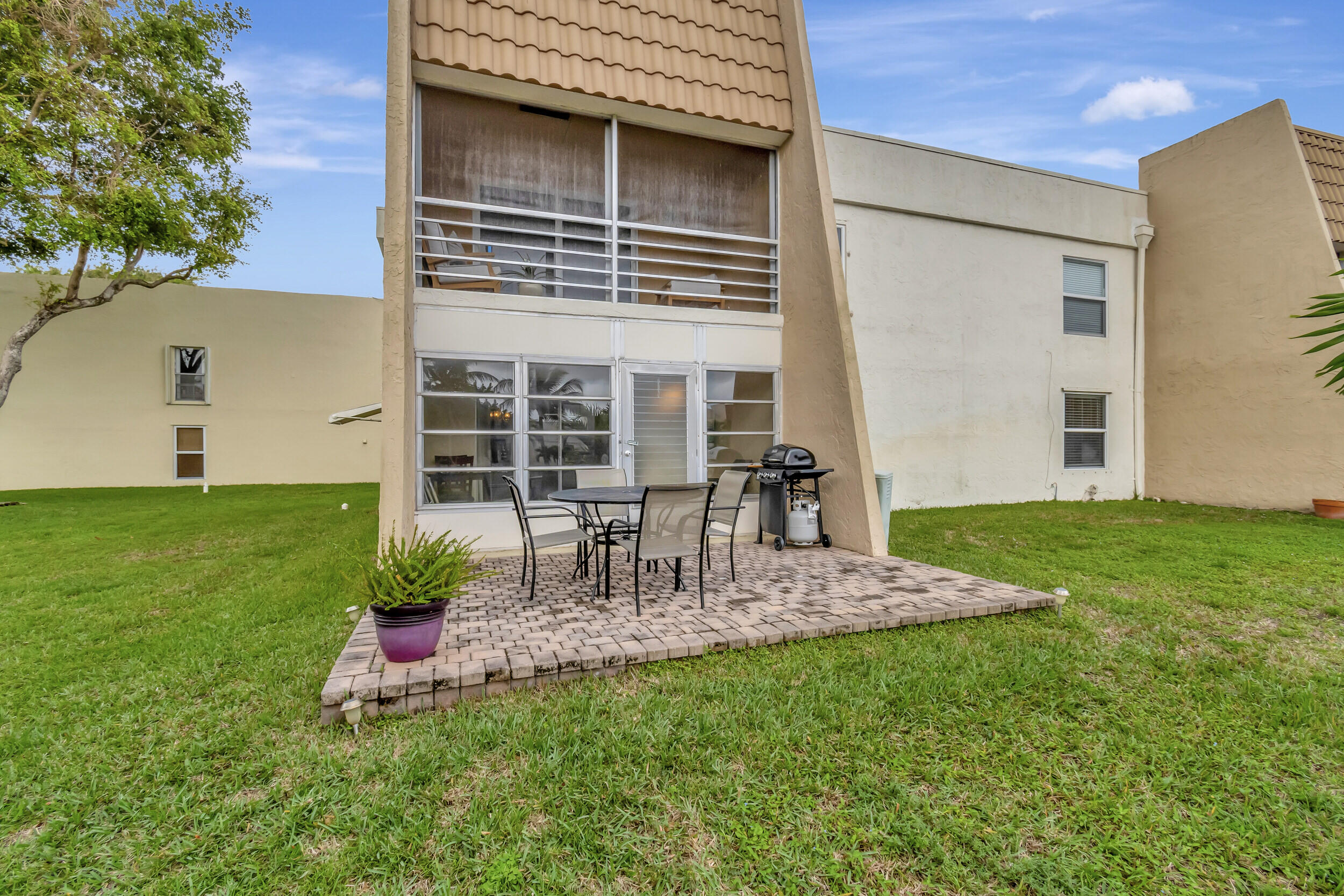 2700 Fiore Way 115