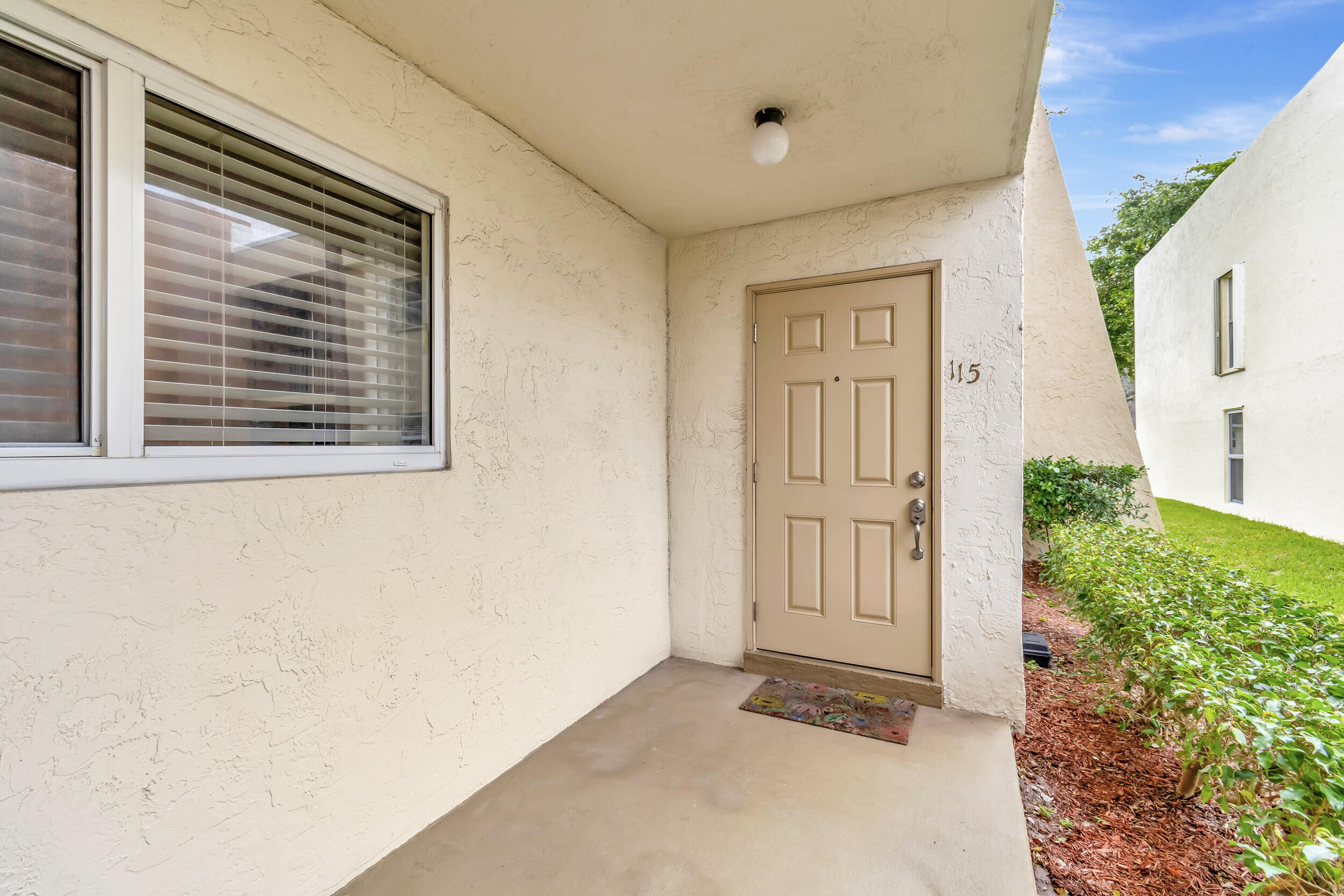 2700 Fiore Way 115