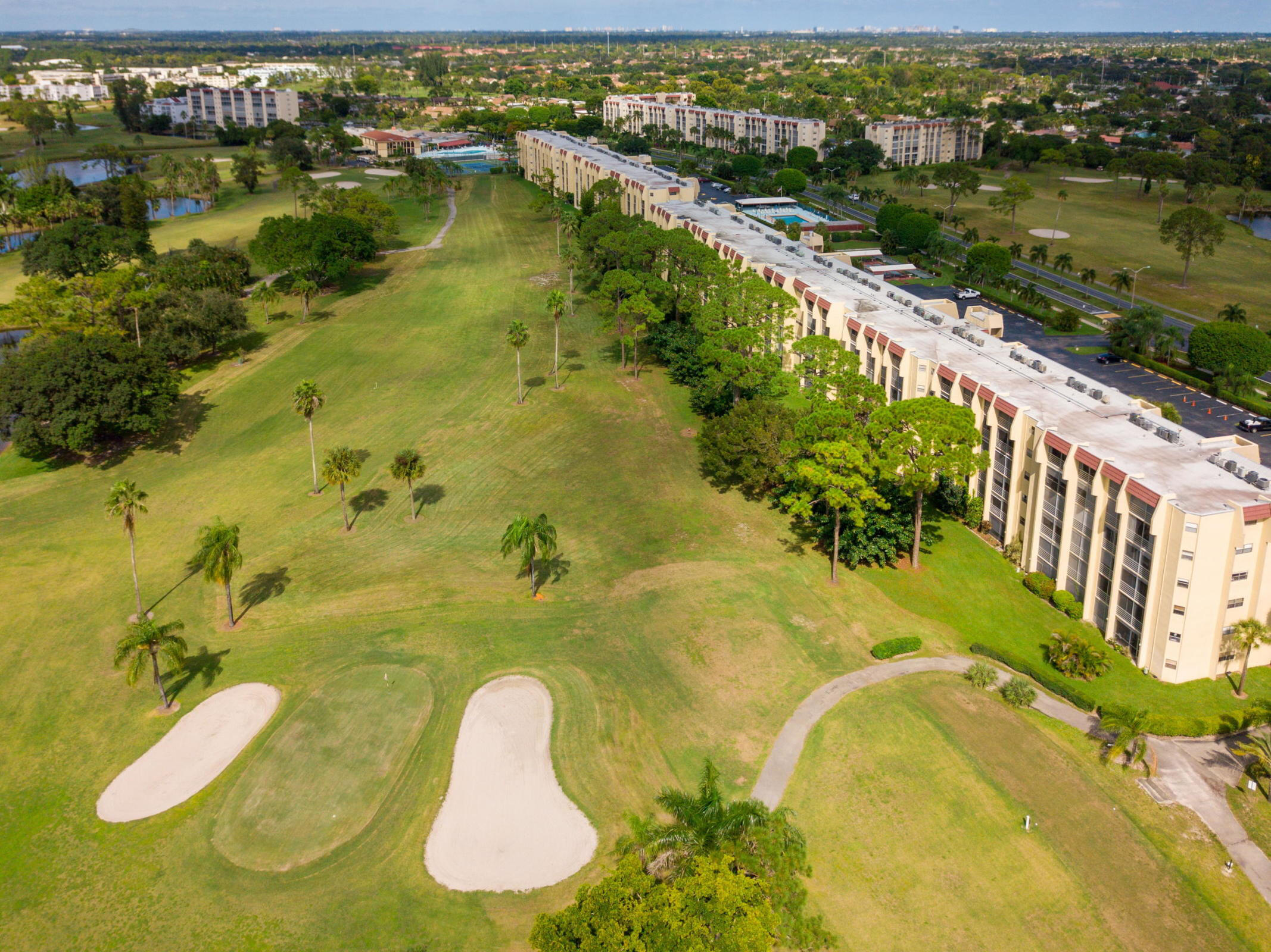 3755 Via Poinciana 604