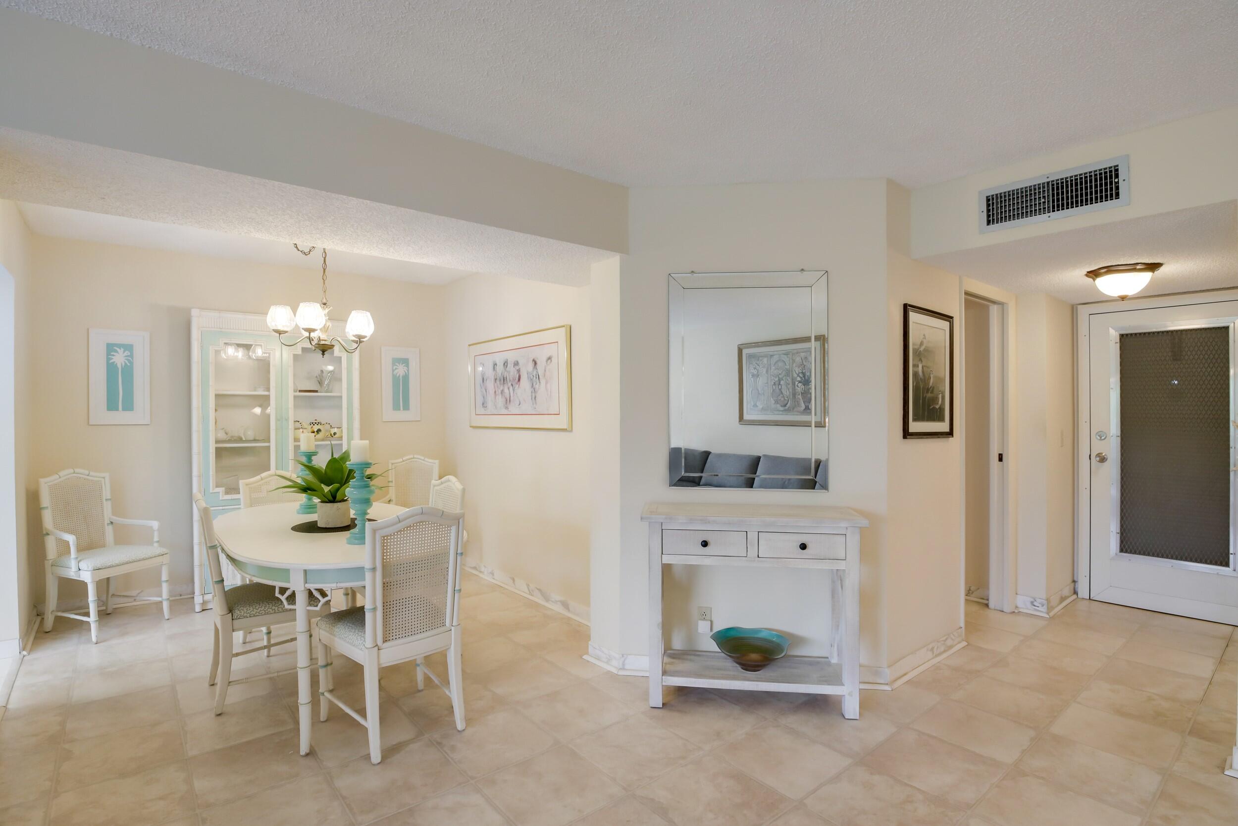 3755 Via Poinciana 604