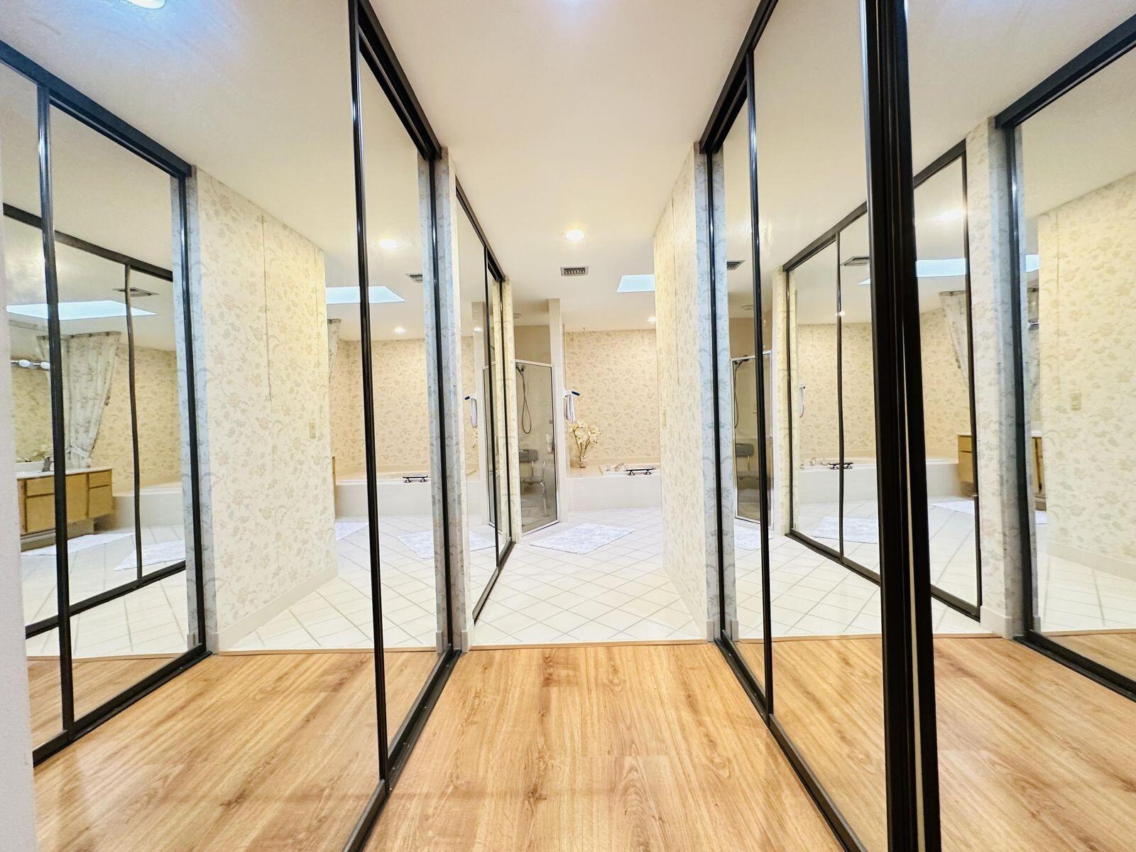 129 Harbourside Circle