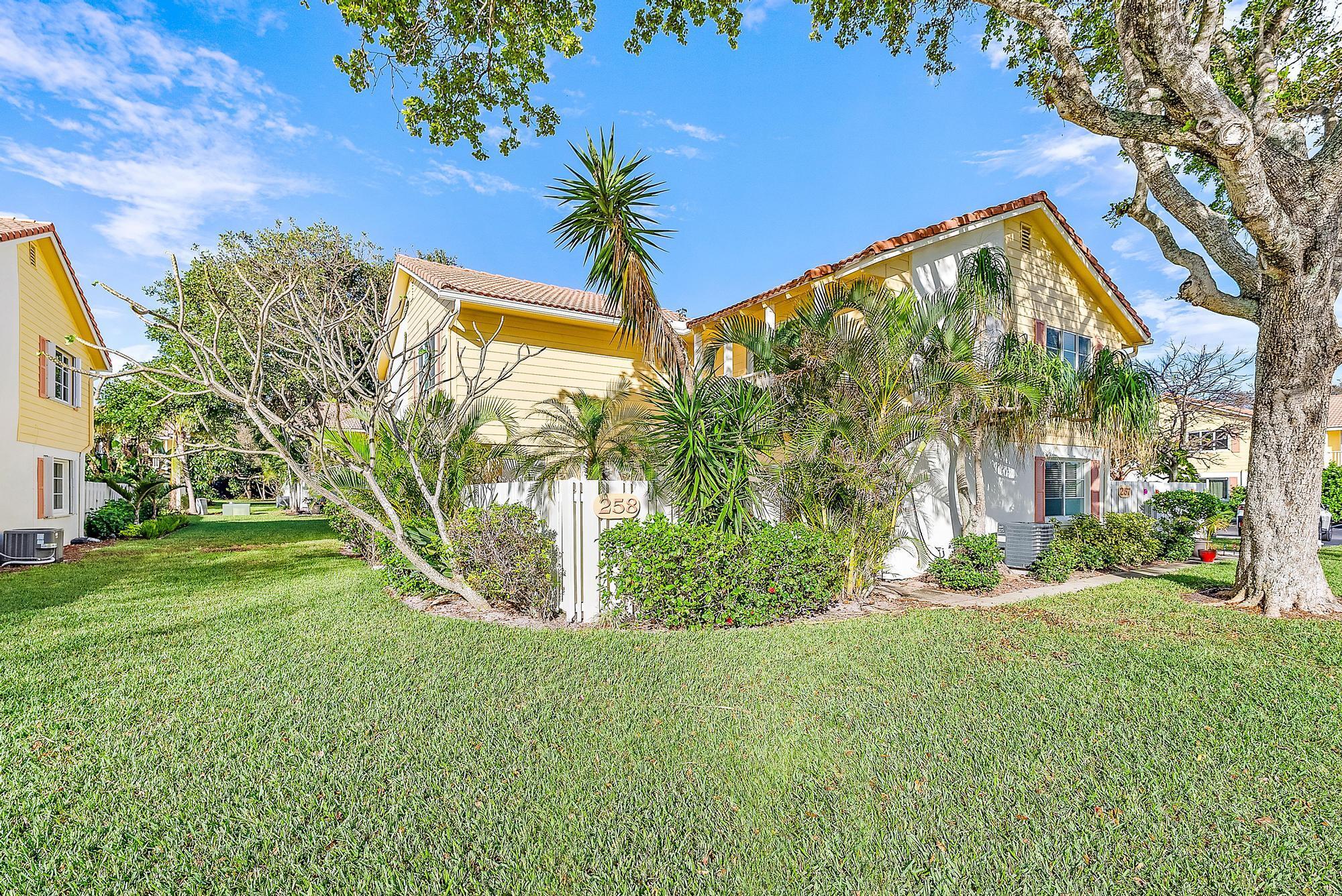 258 Seabreeze Circle