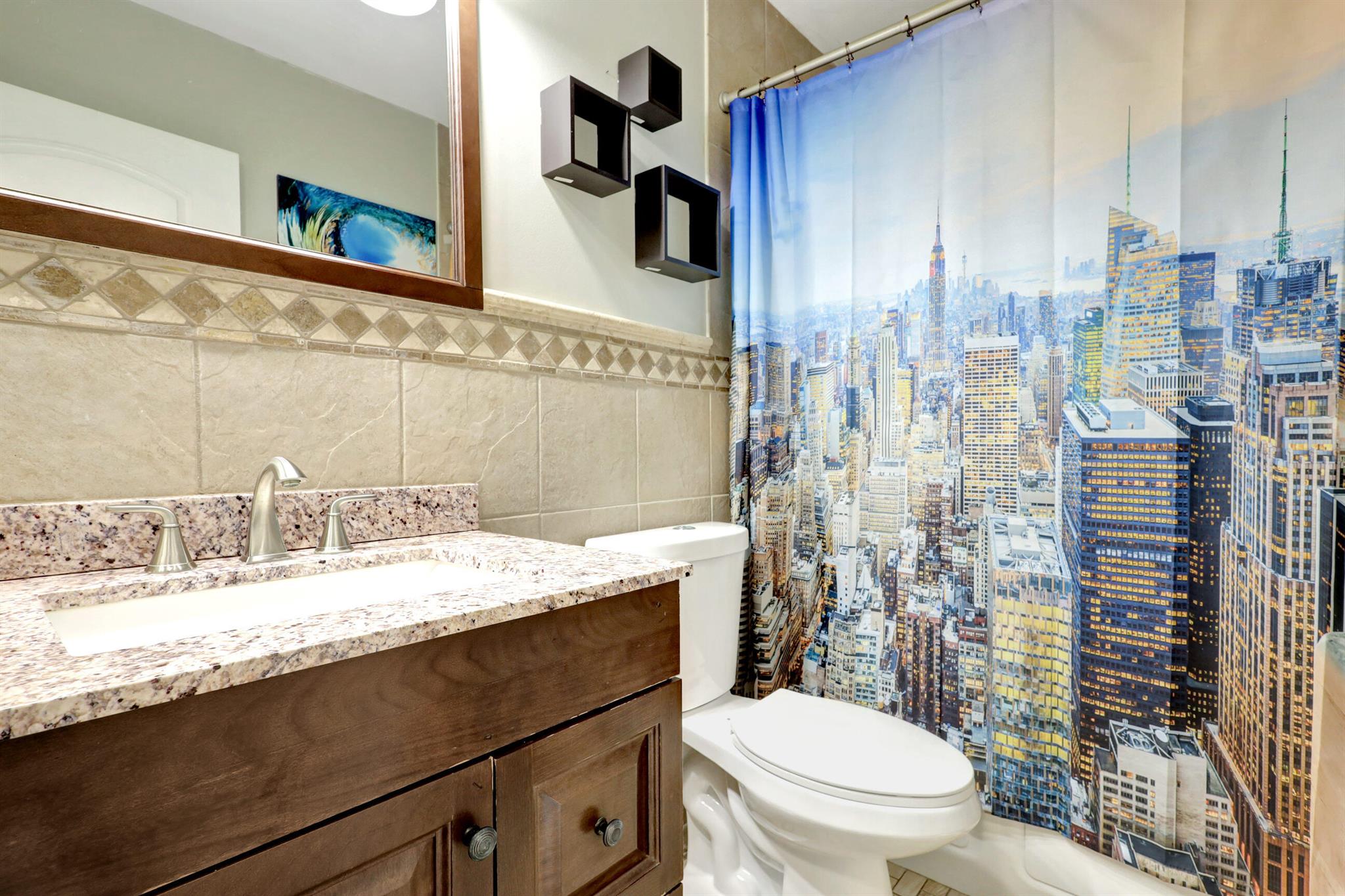 815 W Boulevard 1-206