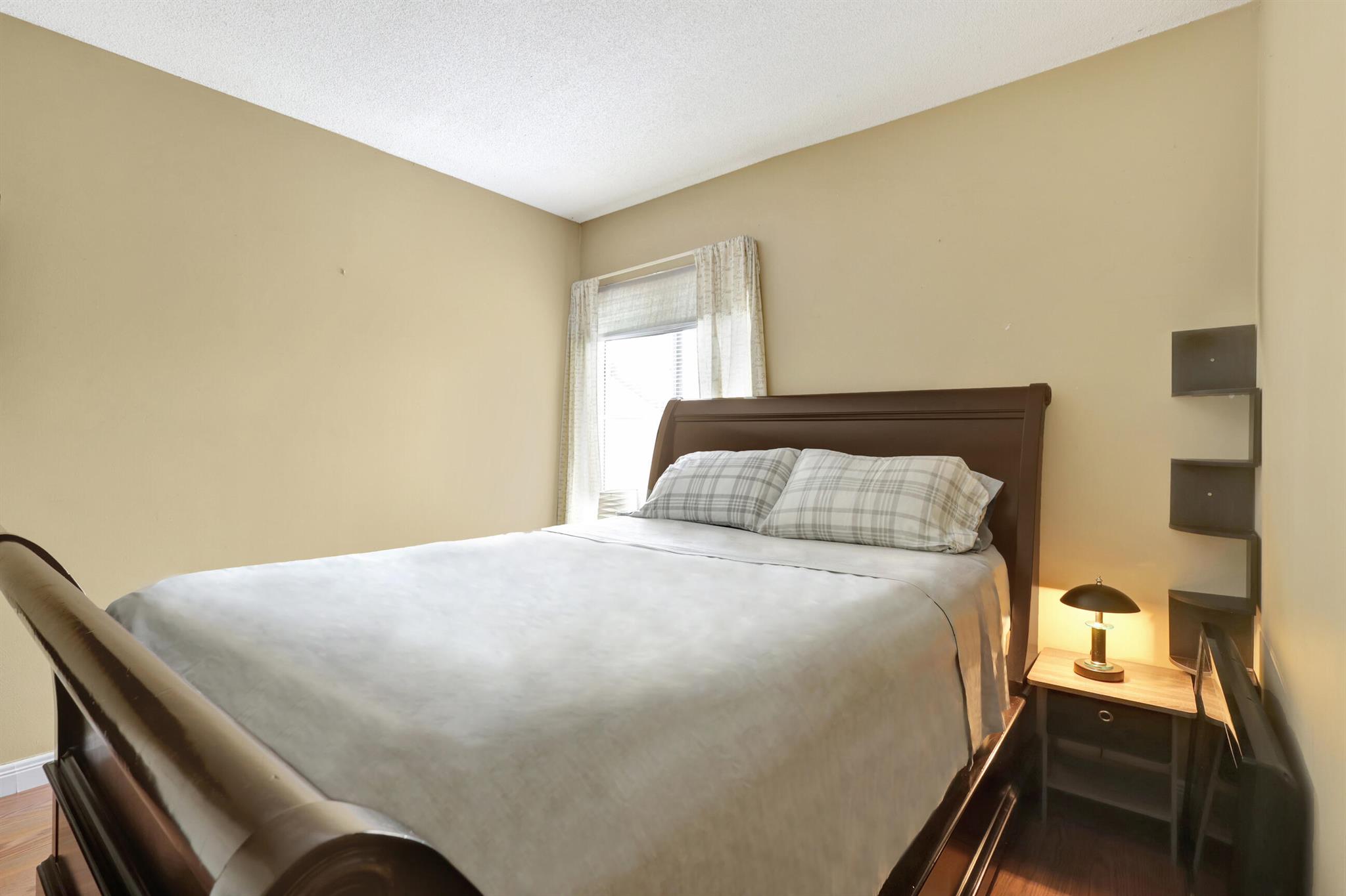 815 W Boulevard 1-206