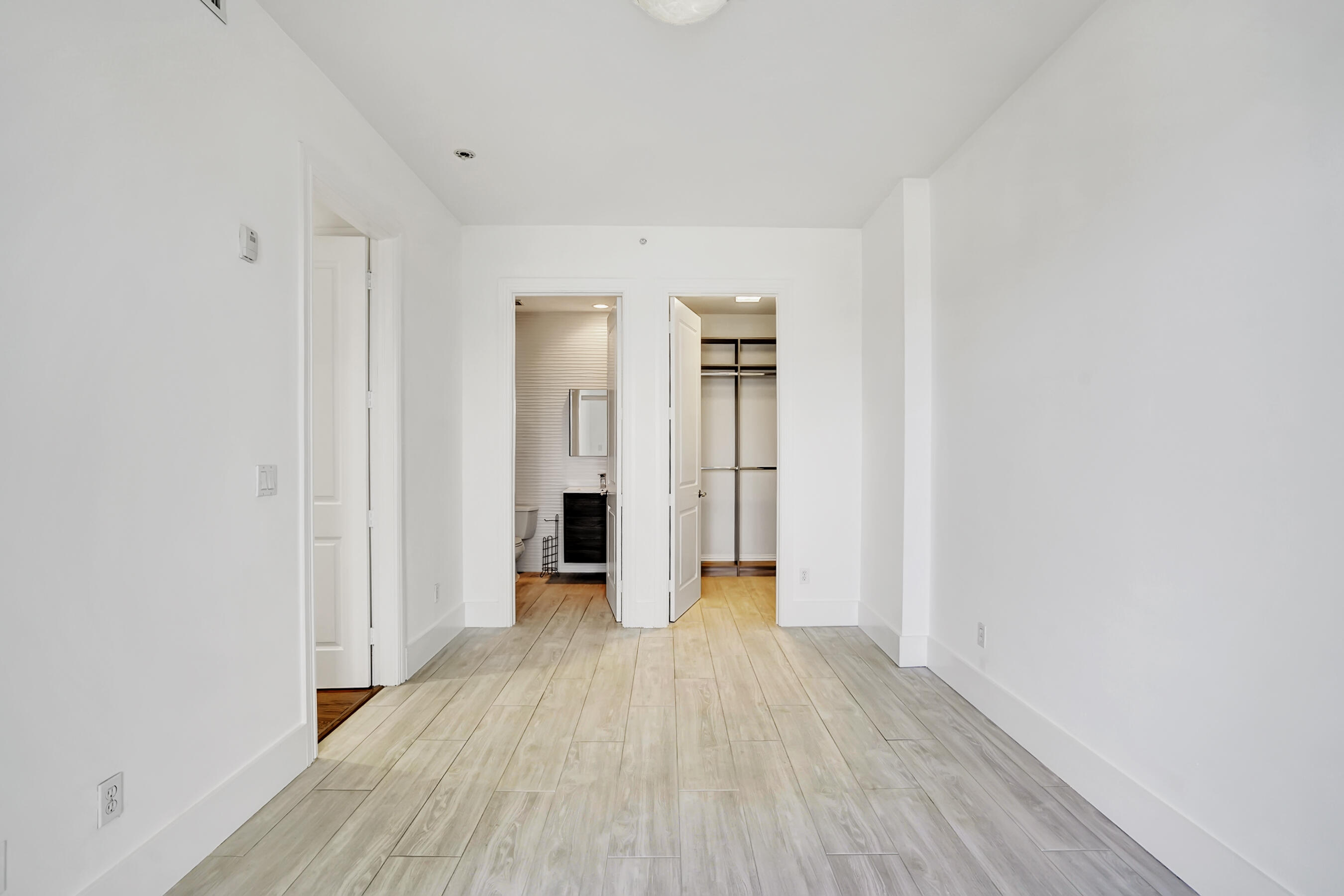 226 N Latitude Circle 301