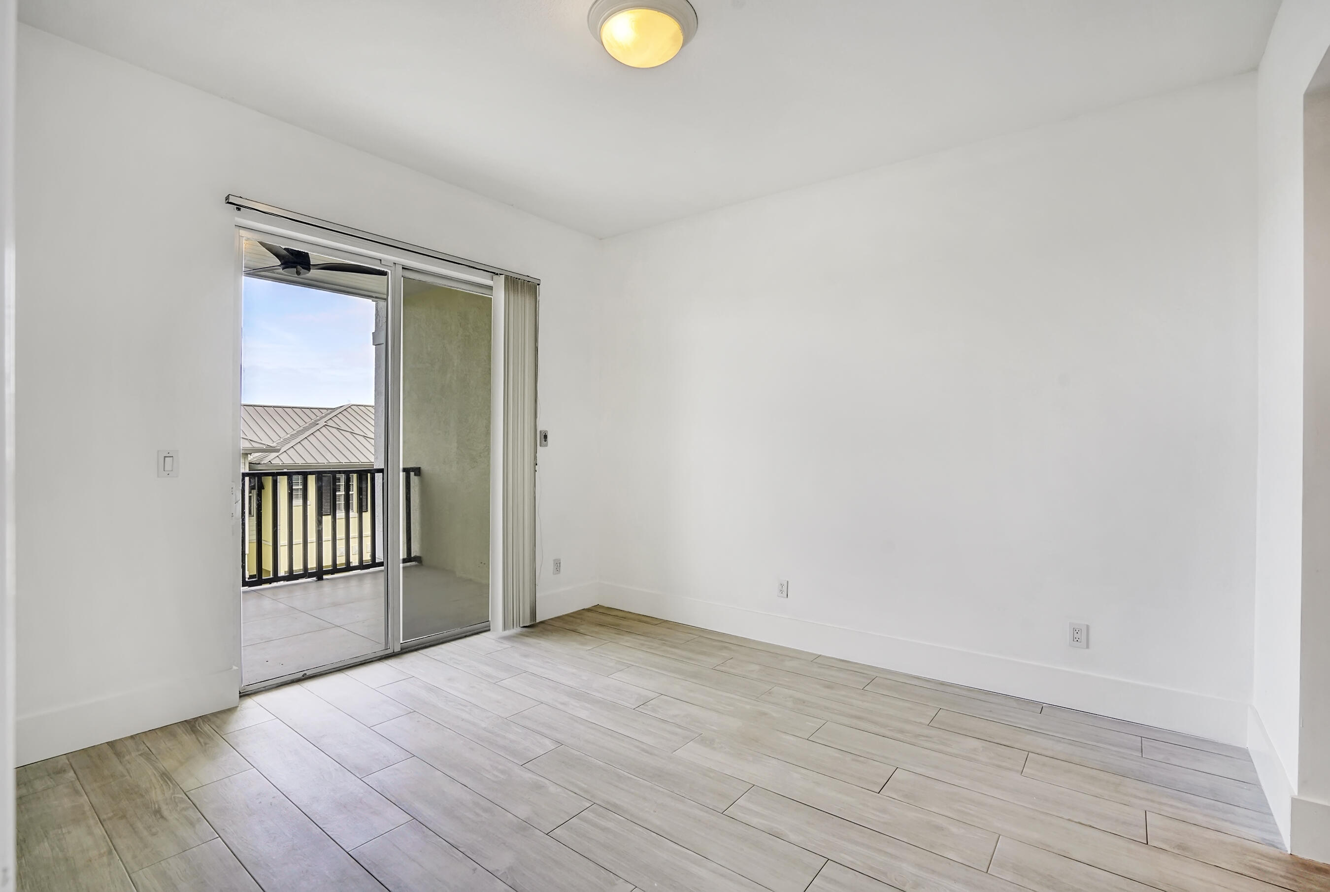 226 N Latitude Circle 301