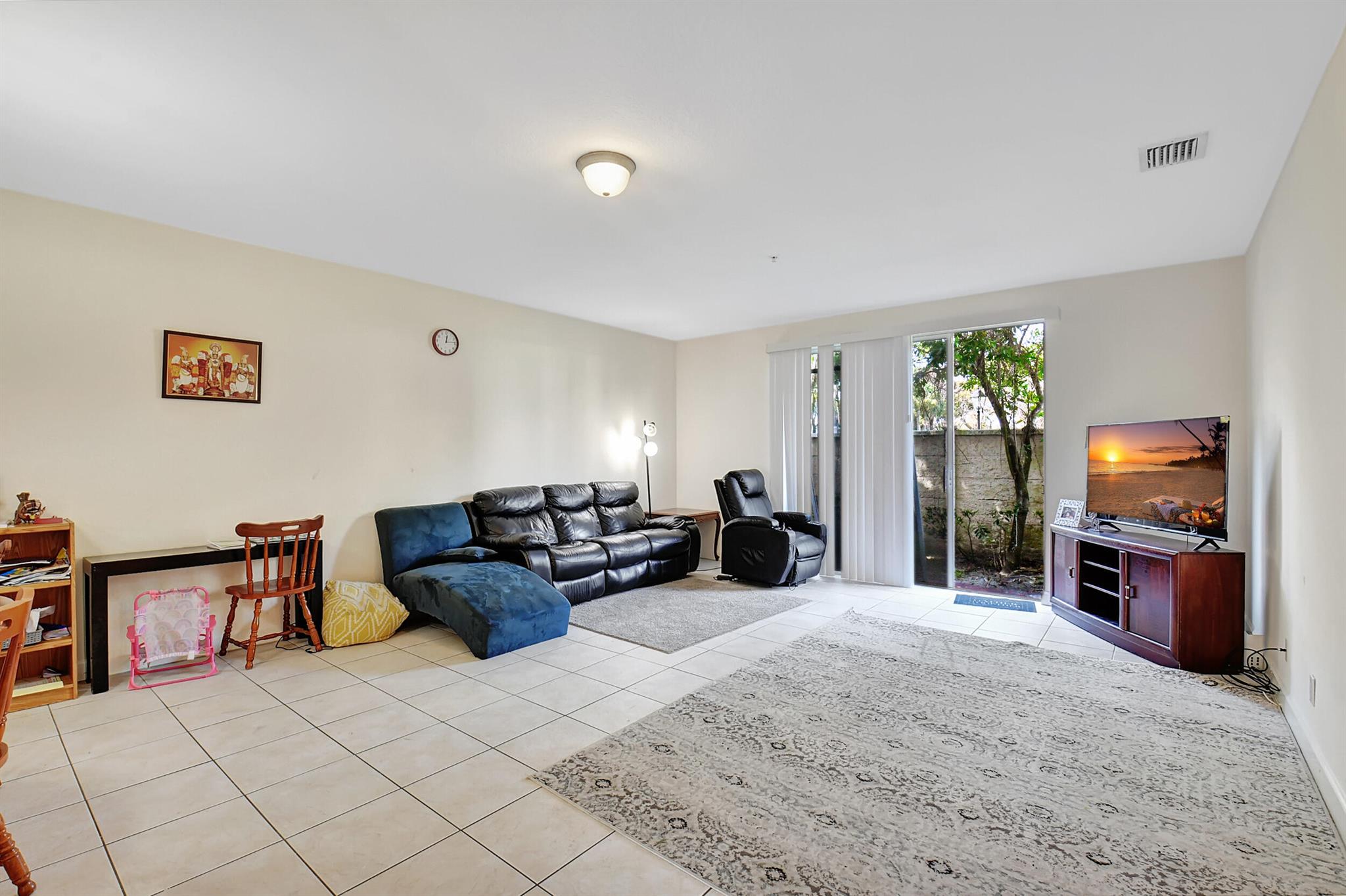 411 Bayfront Drive