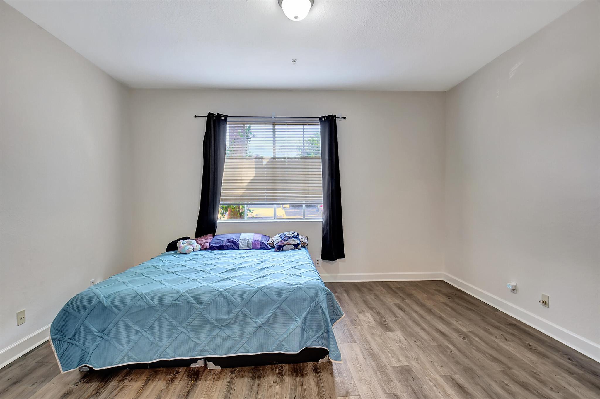 411 Bayfront Drive