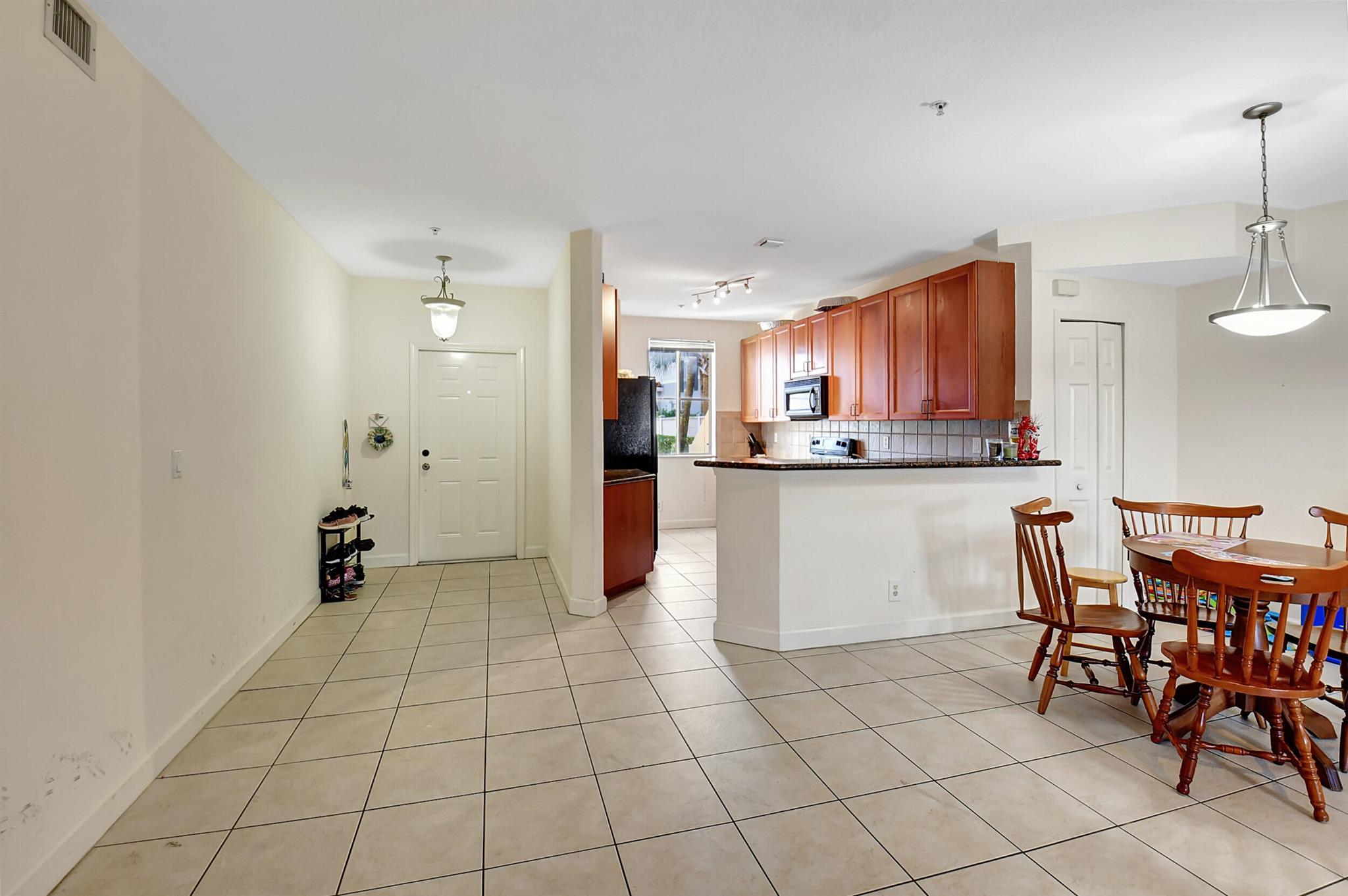 411 Bayfront Drive
