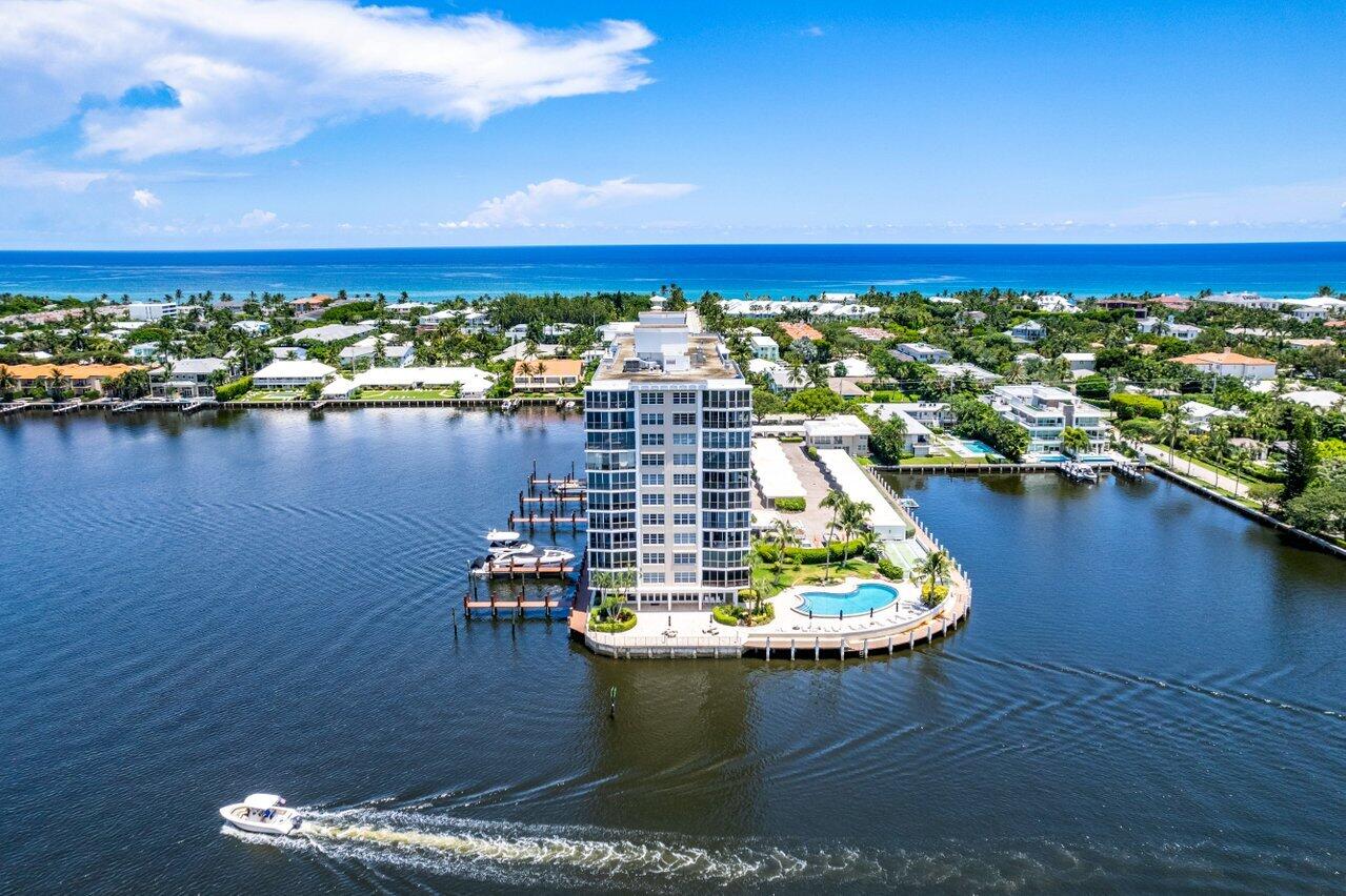 400 Seasage Drive 305