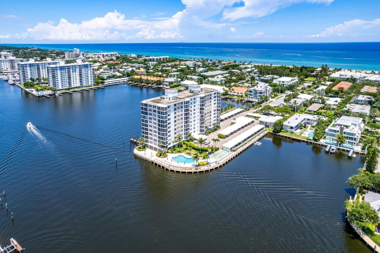 400 Seasage Drive 305