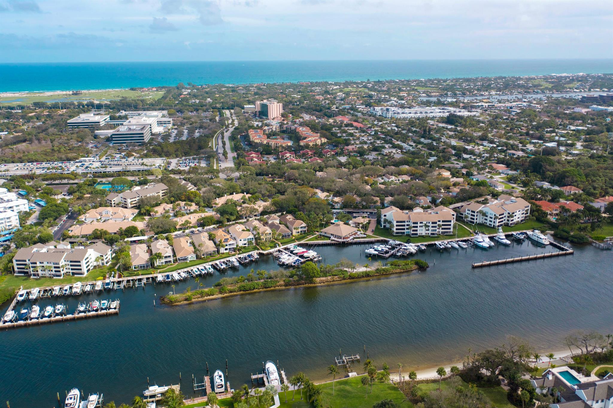 211 Oak Harbour Drive