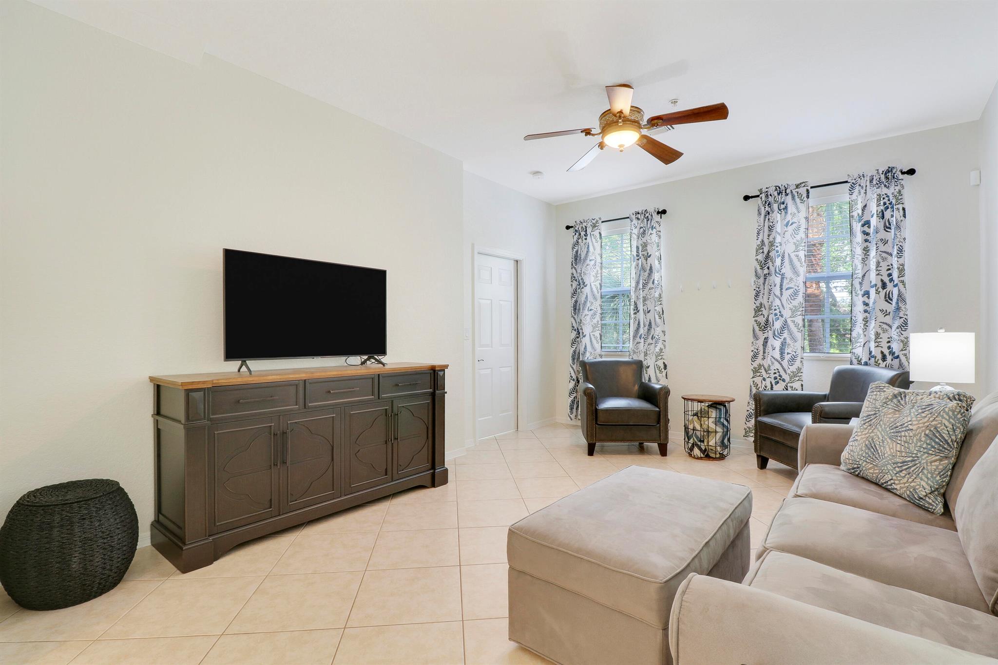 123 E Thatch Palm Circle