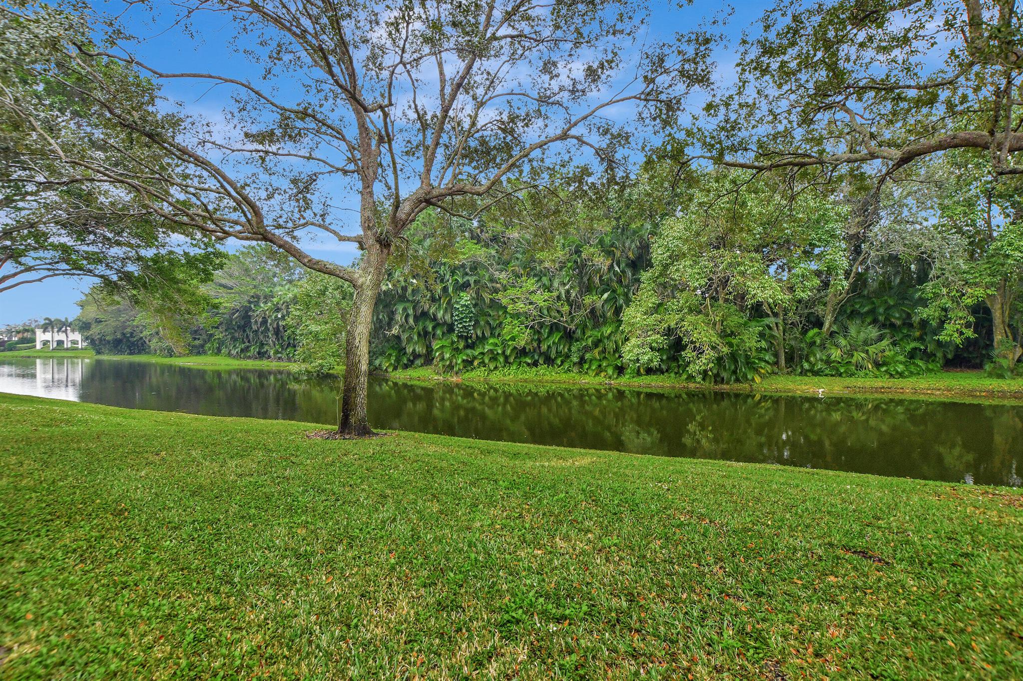 3702 Bridgewood Drive