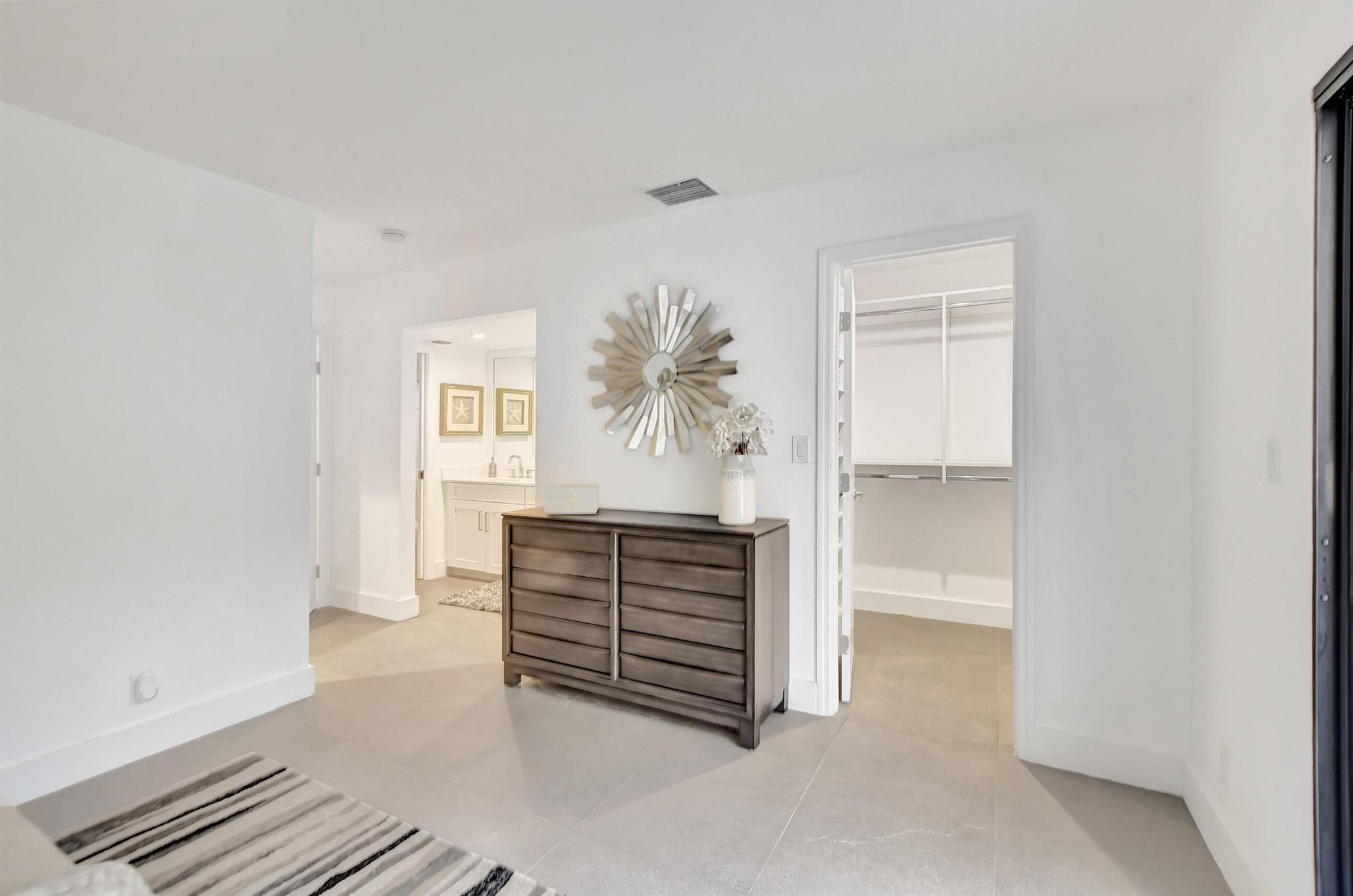 3702 Bridgewood Drive