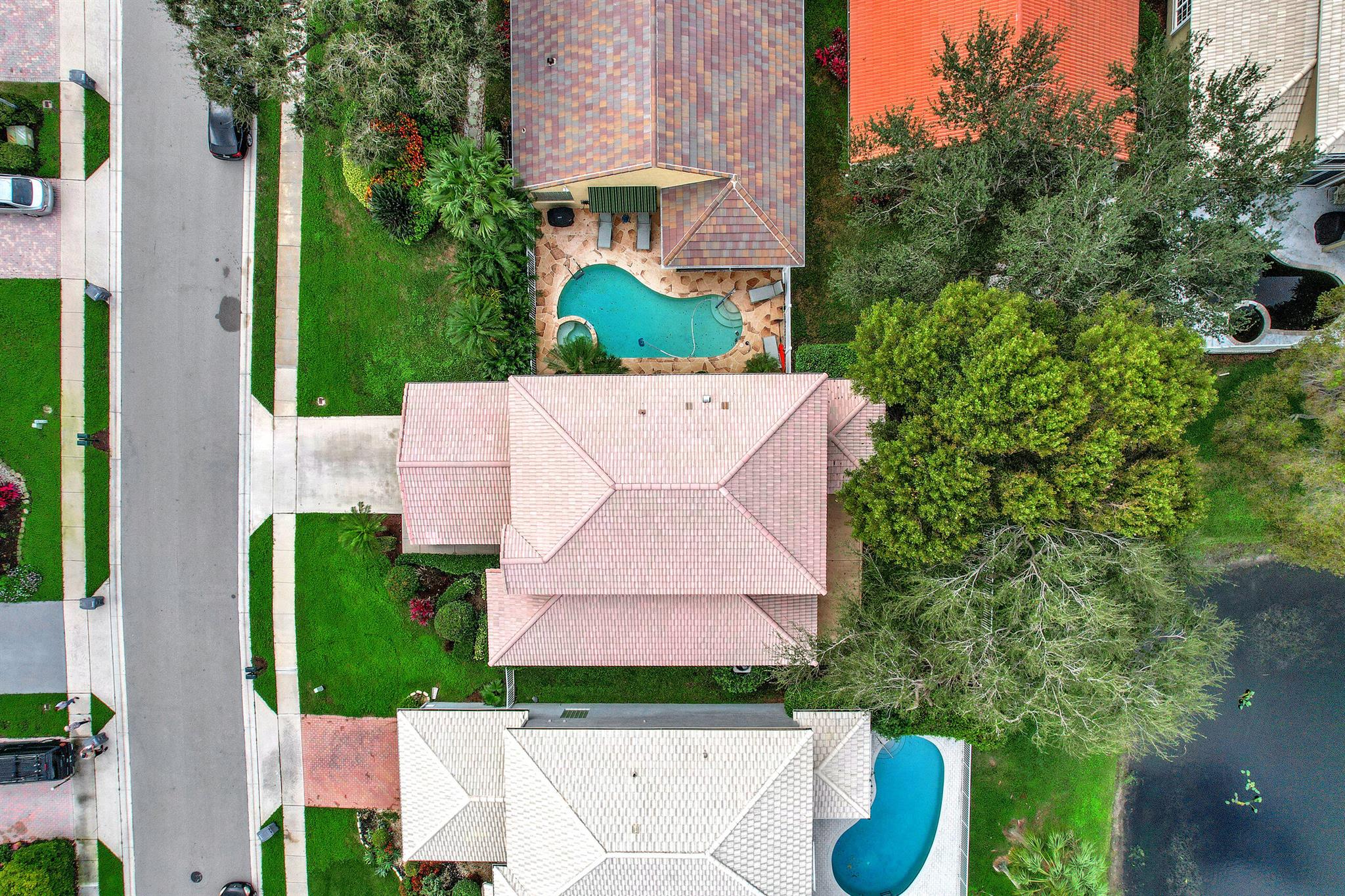 7613 Charing Cross Lane