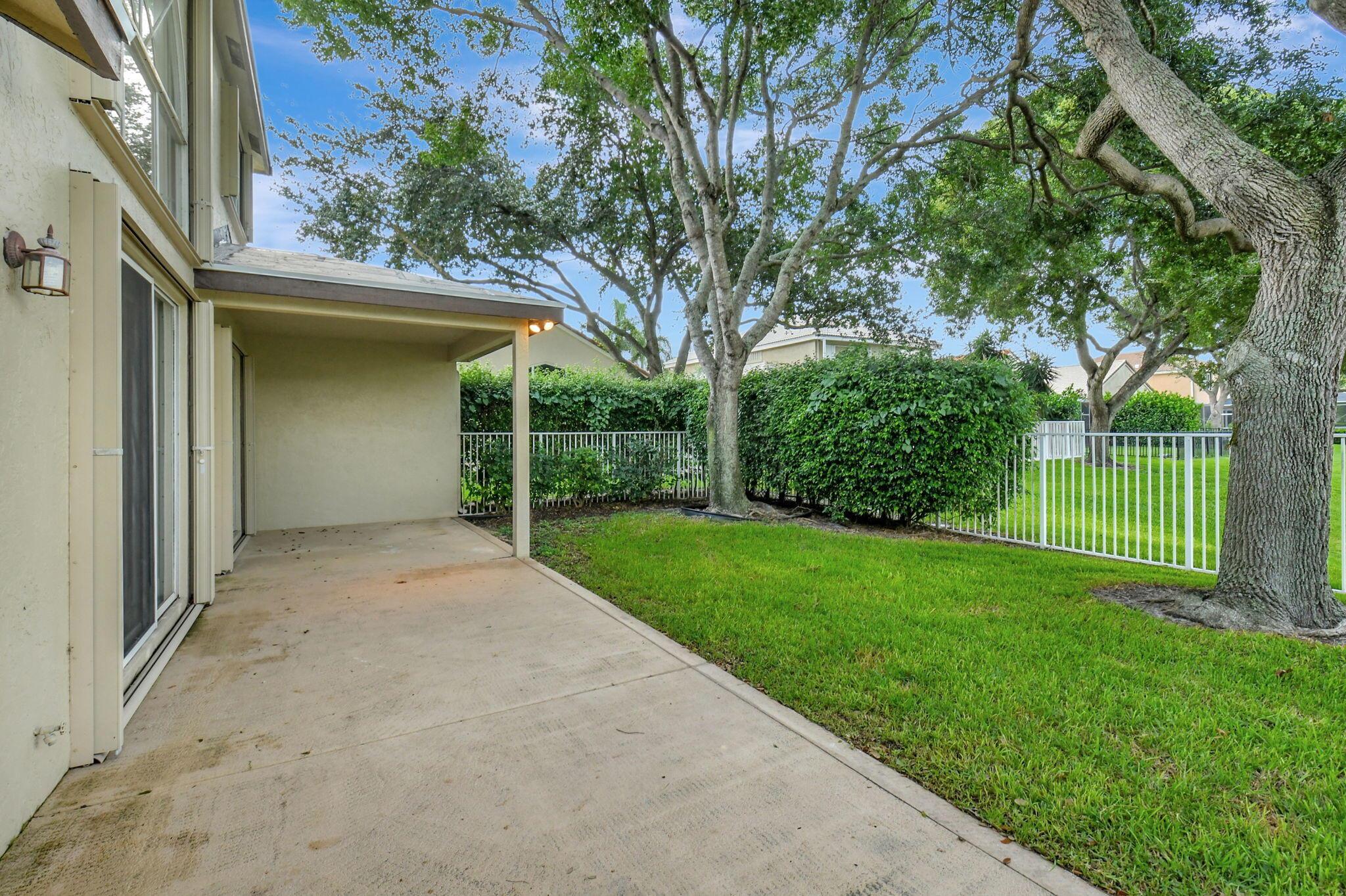 7613 Charing Cross Lane