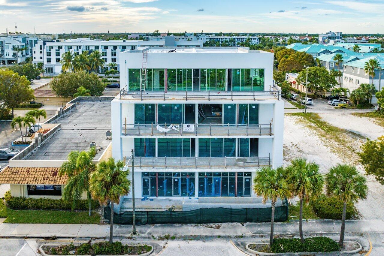 246 NE 6th Avenue Unit: 3rd Floor