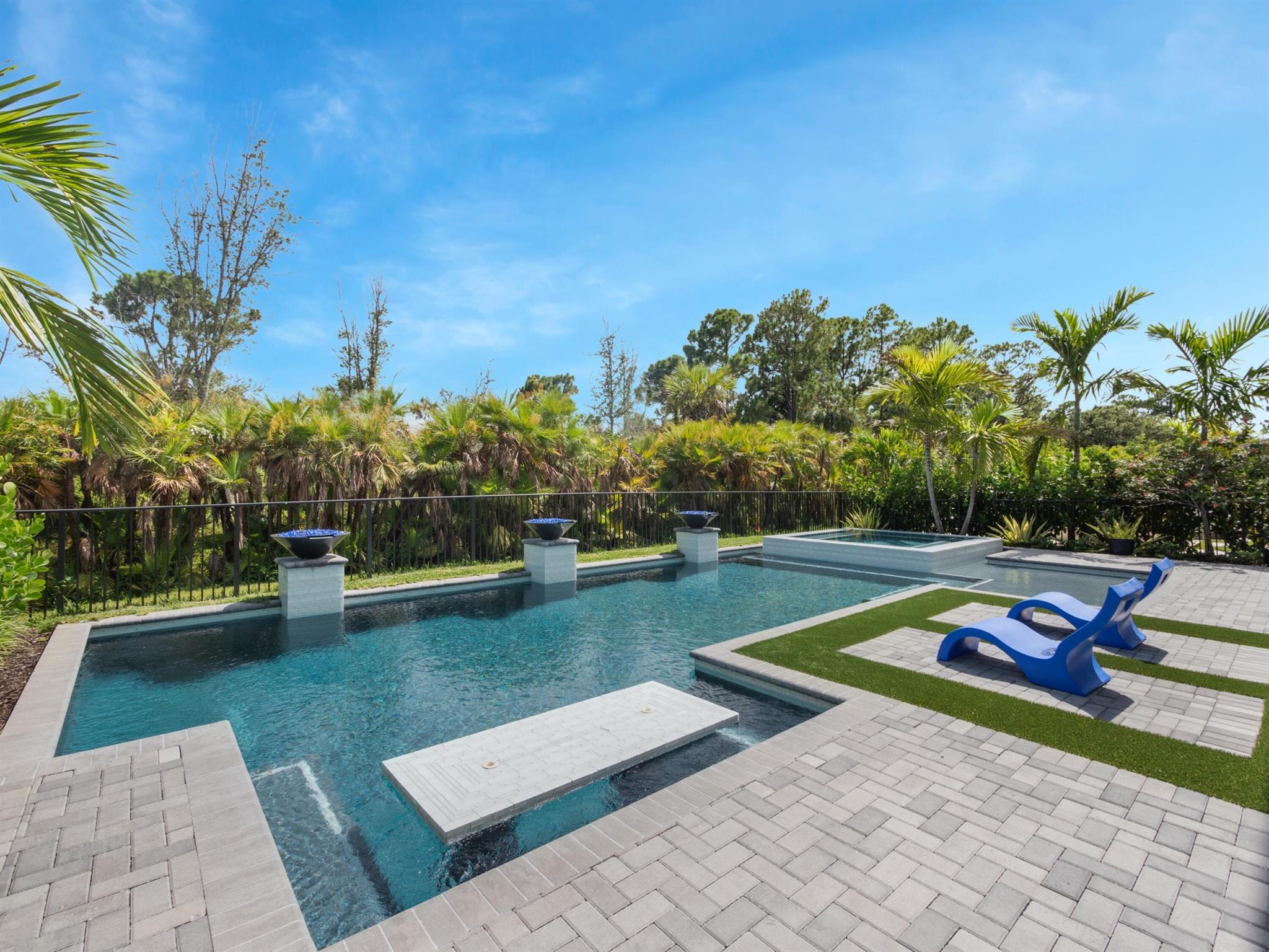 4214 Mendel Lane
