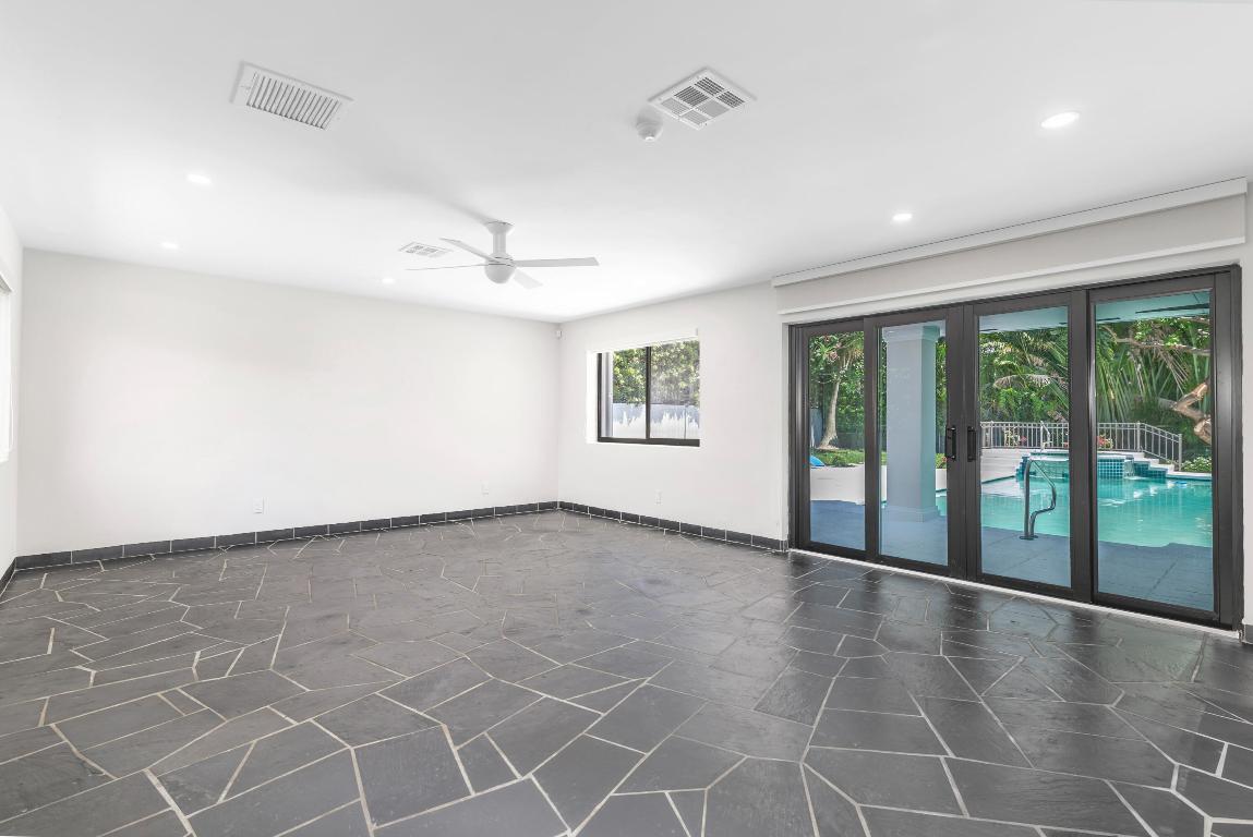 2400 Spanish River Road