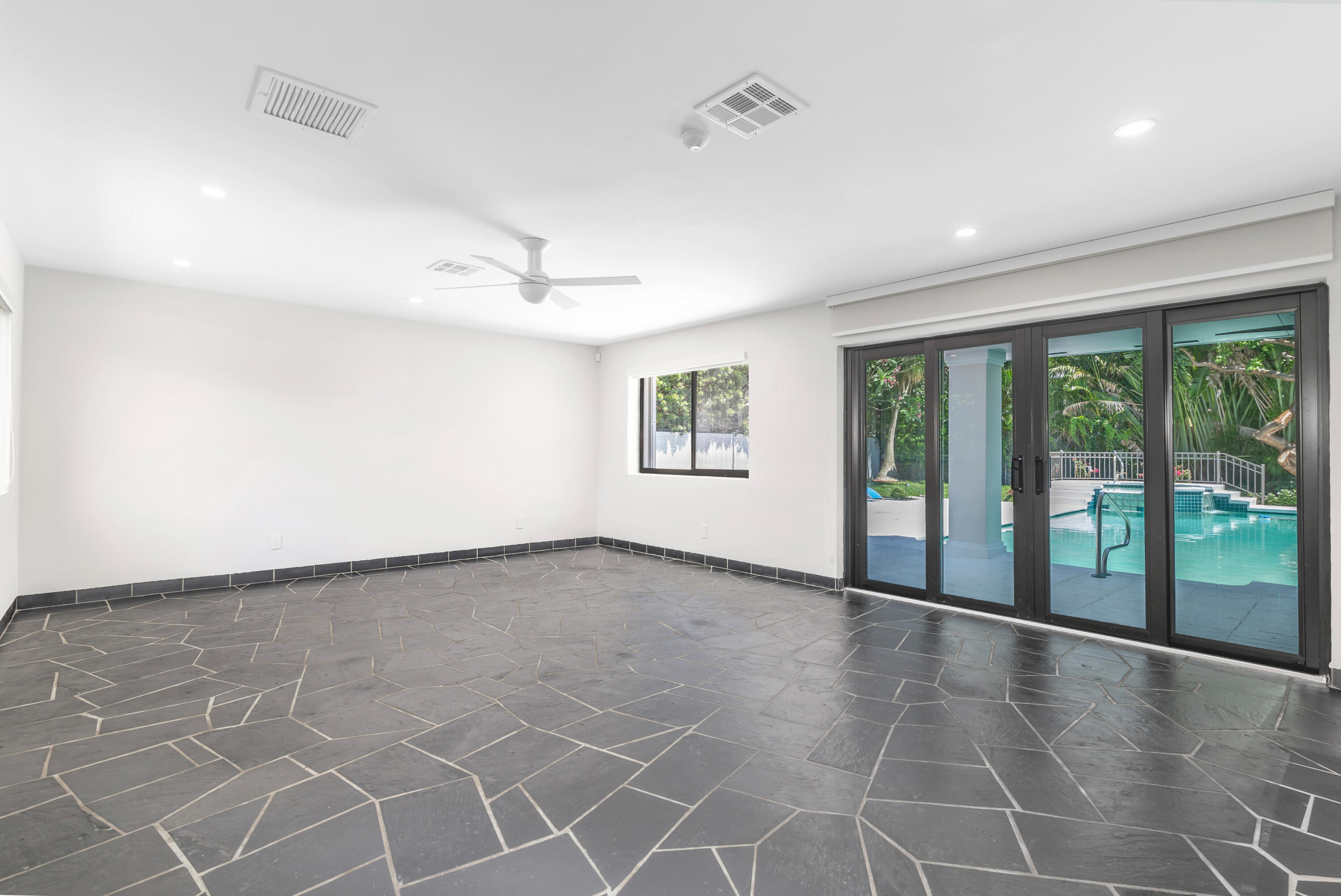 2400 Spanish River Road