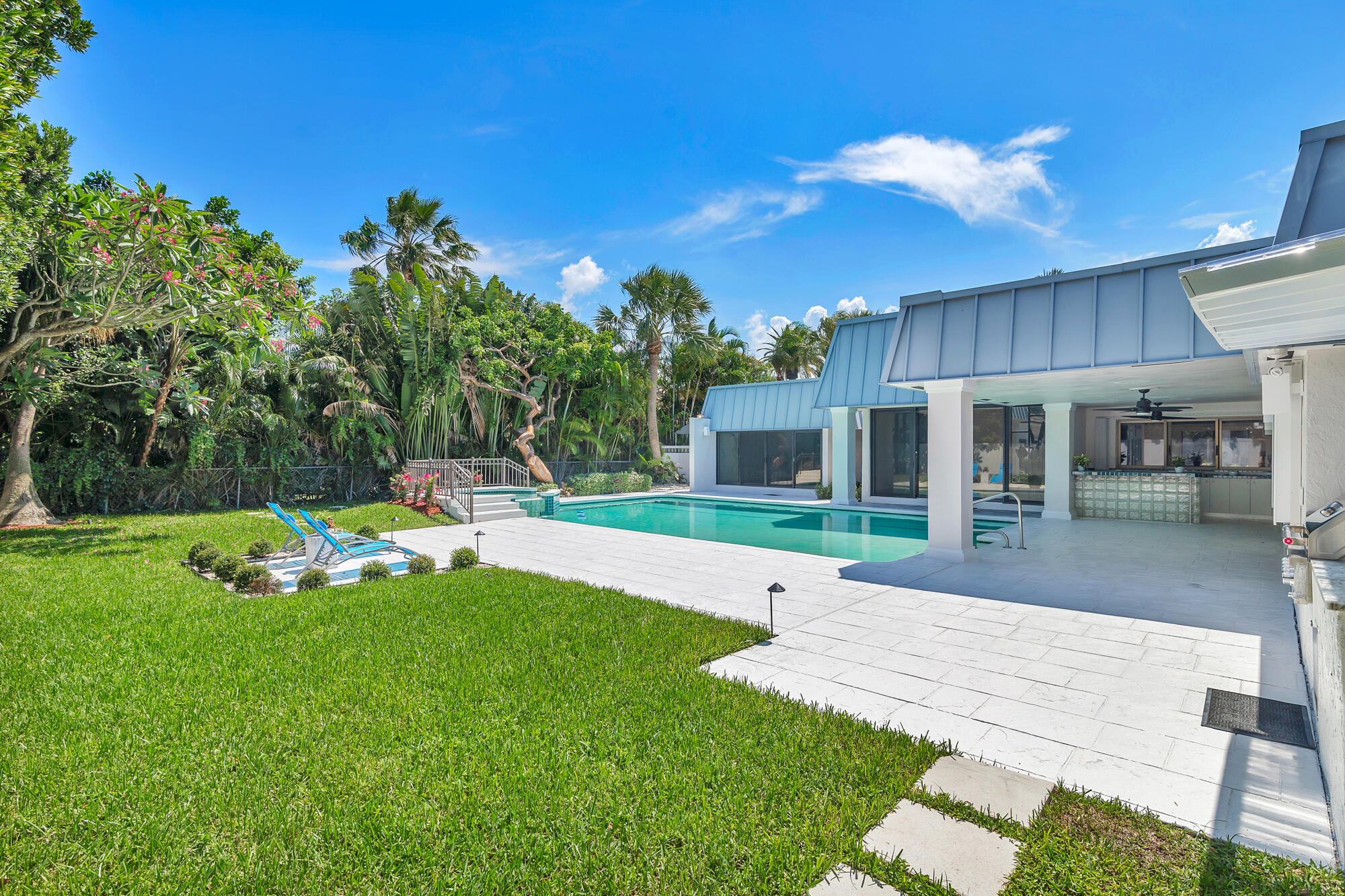 2400 Spanish River Road