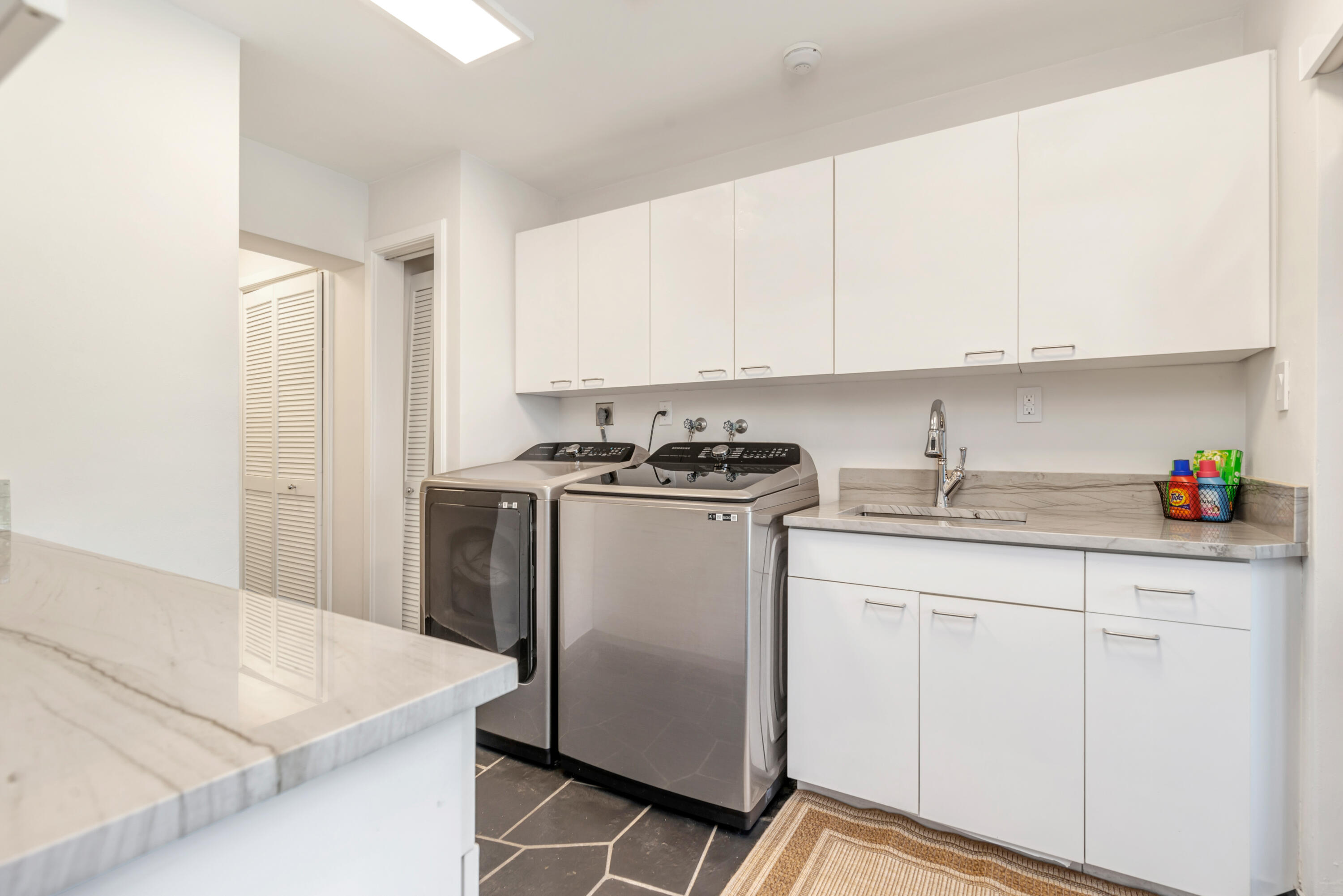 2400 Spanish River Road