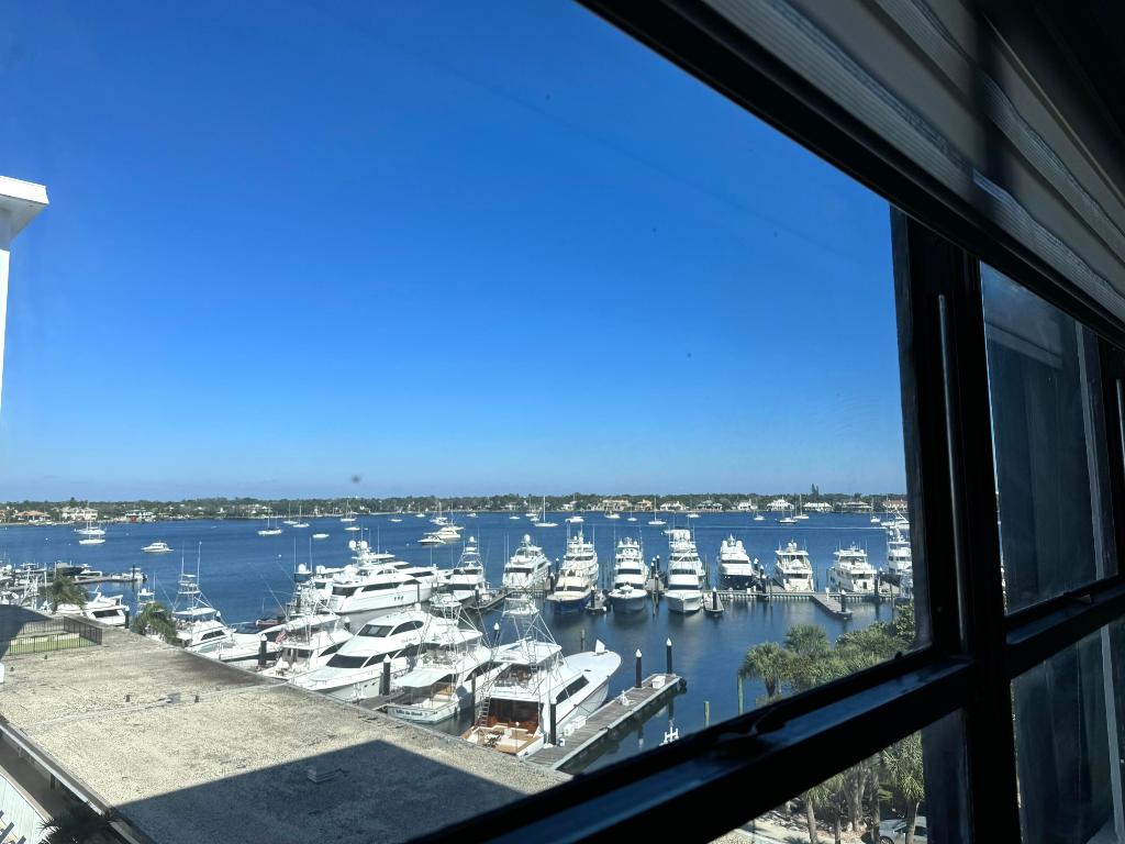 1200 Marine Way B401