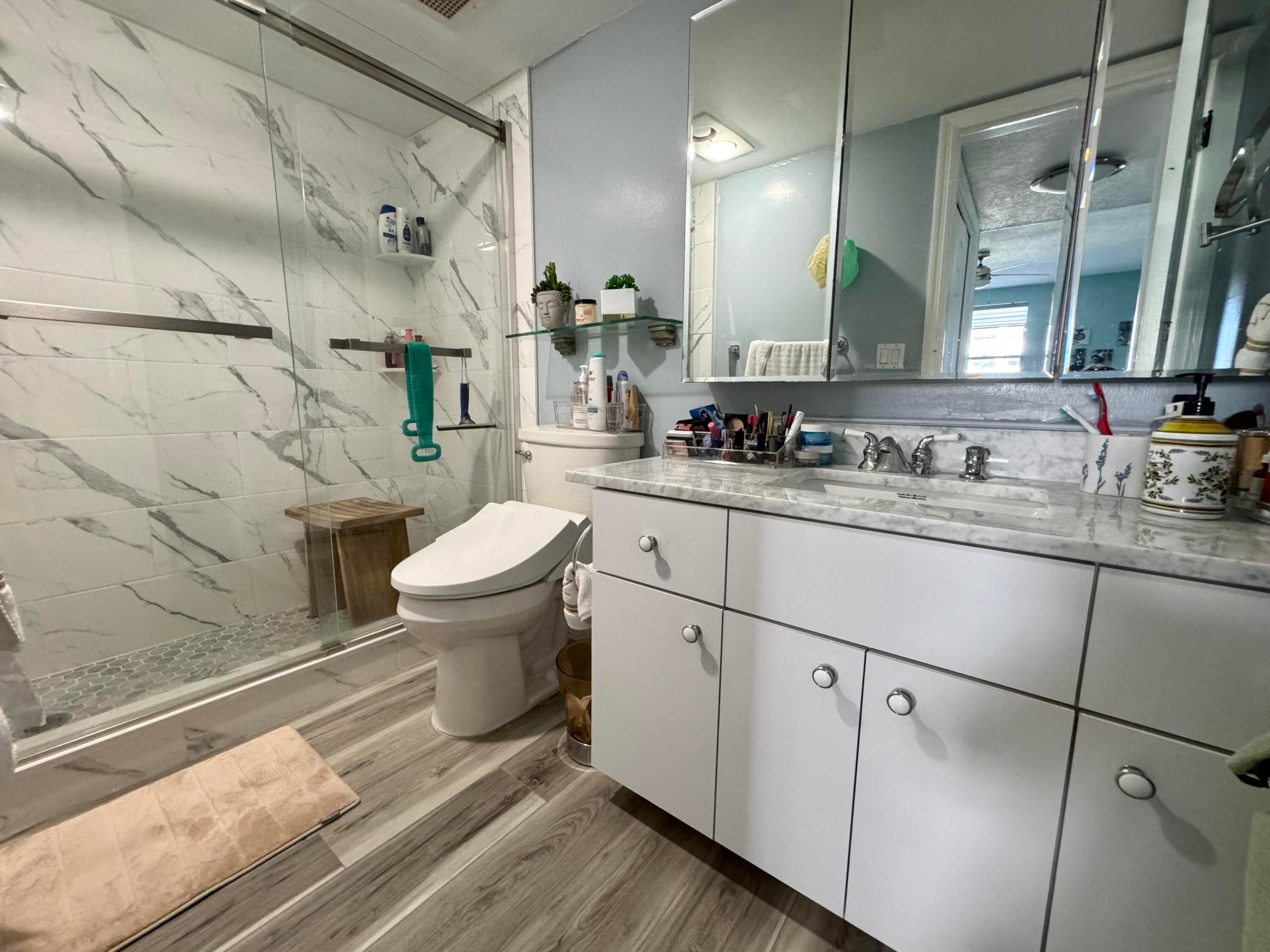 1200 Marine Way B401