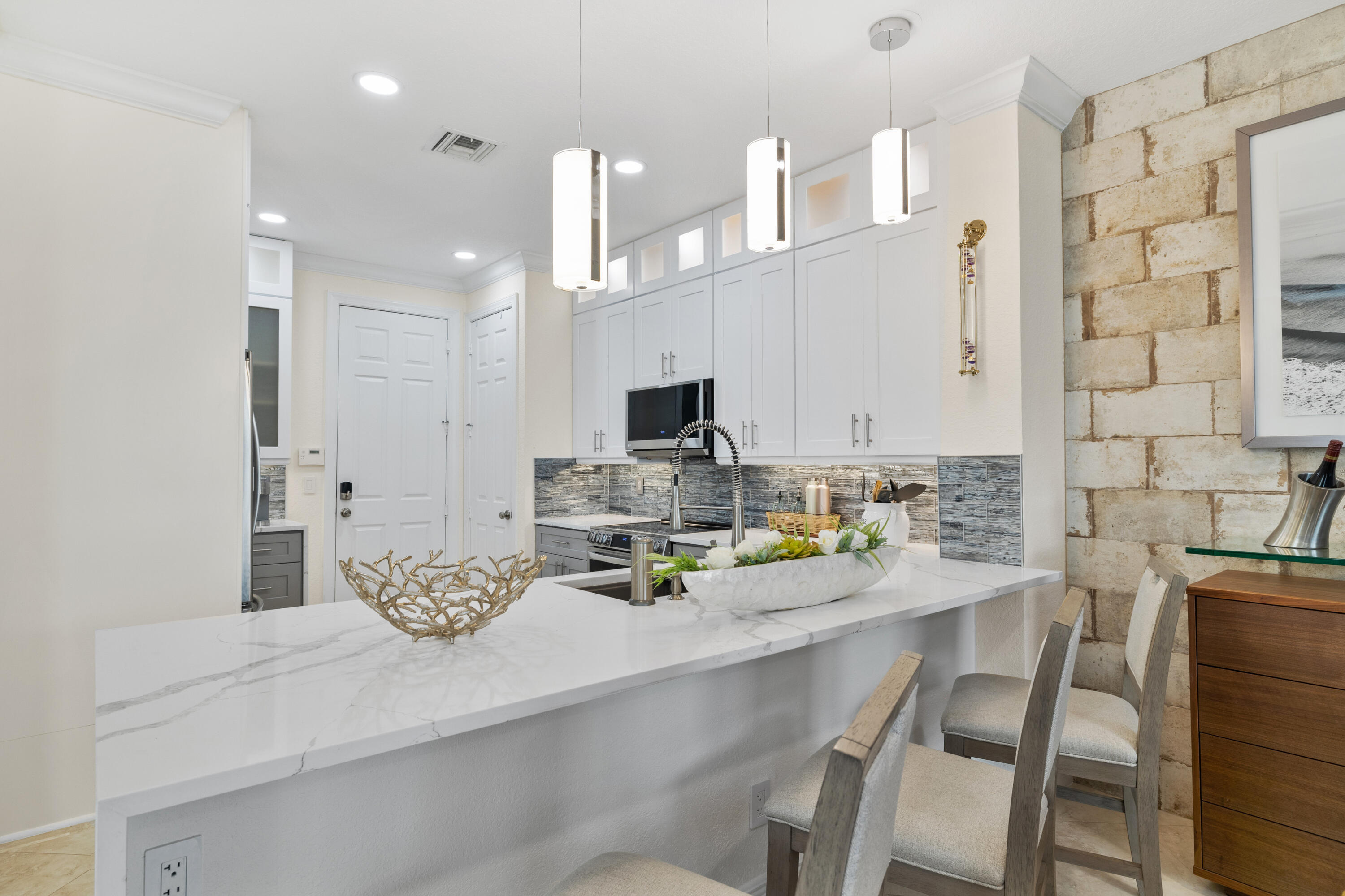4639 Cadiz Circle