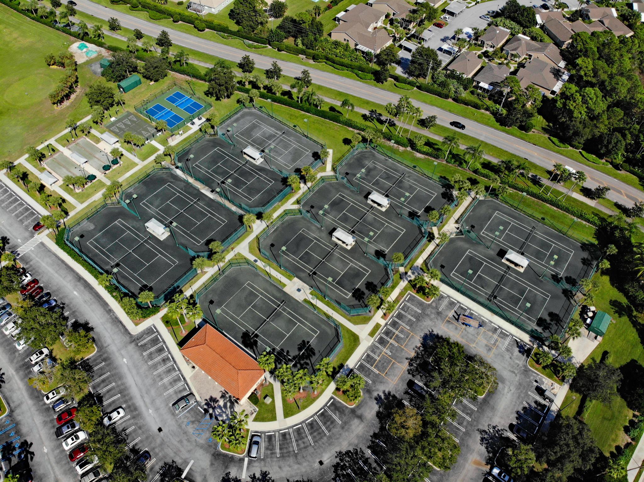 395 NW Shoreview Drive