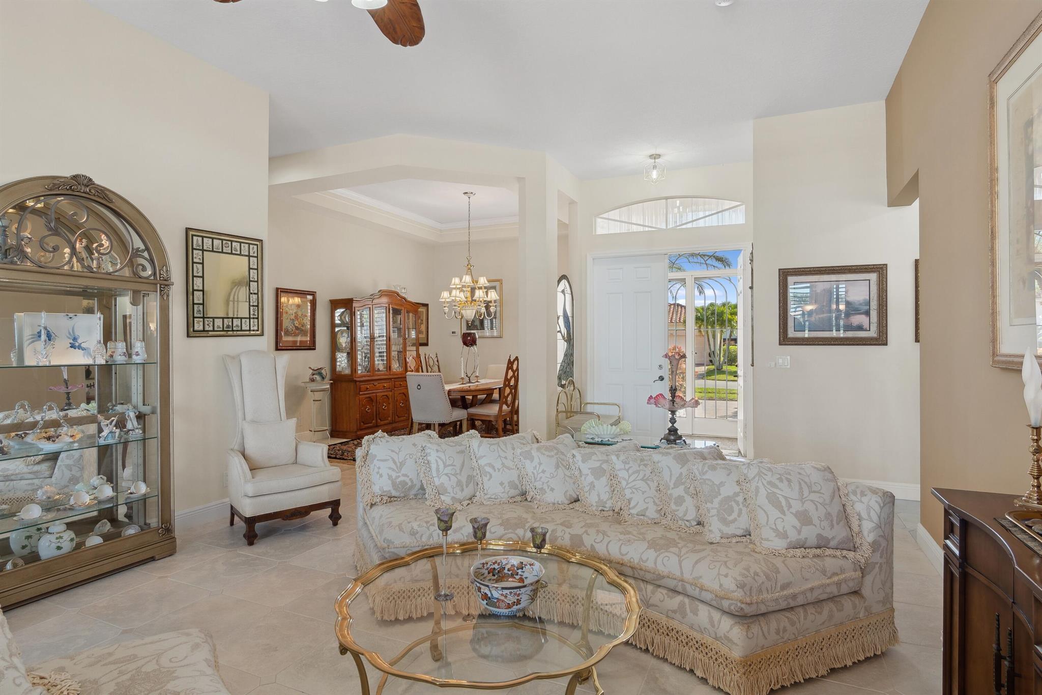 395 NW Shoreview Drive