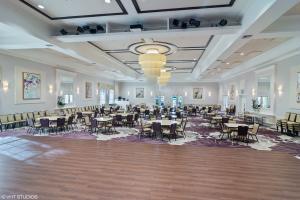 395 NW Shoreview Drive